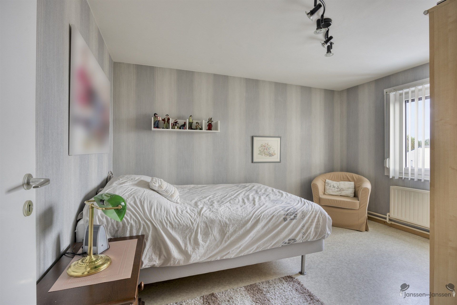 Schitteren gelegen appartement in centrum van Neeroeteren foto 18