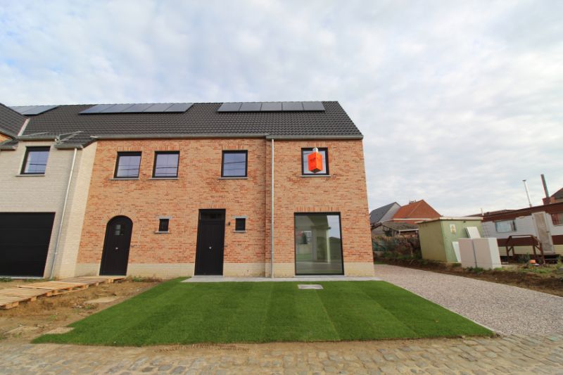 Nieuwbouwwoning te huur in Zonnebeke foto 2