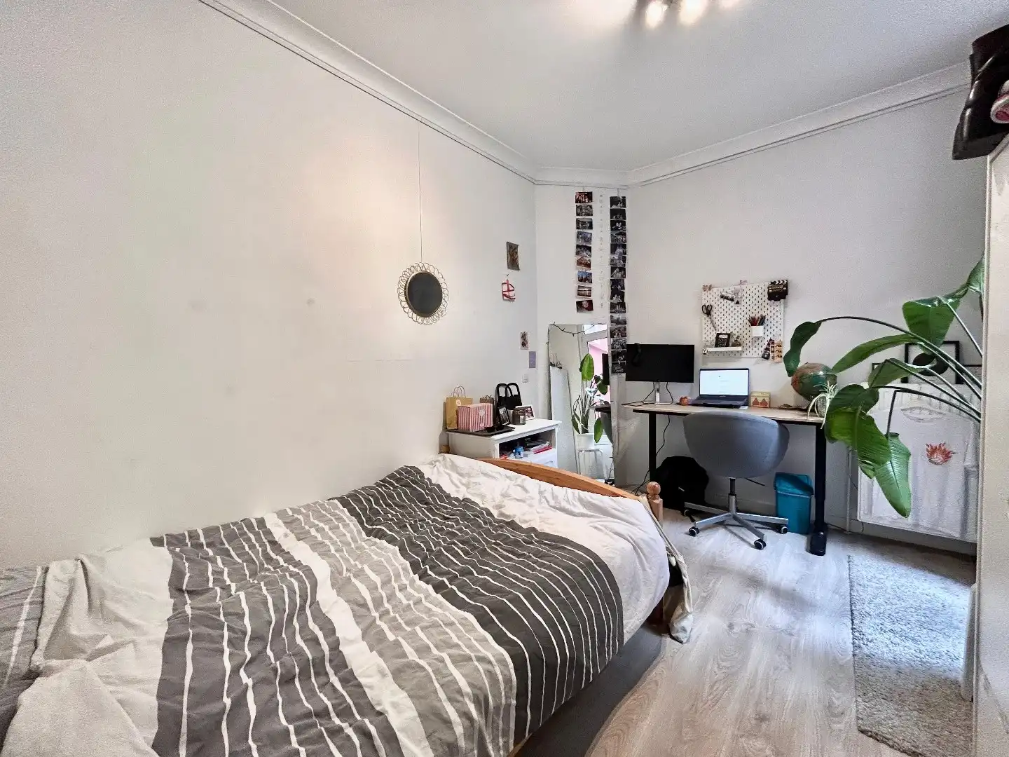 Charmant handelspand met woonst op toplocatie foto 5