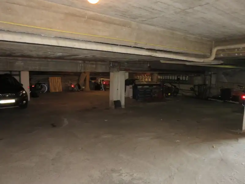 Ruim appartement met 3 slk foto 20