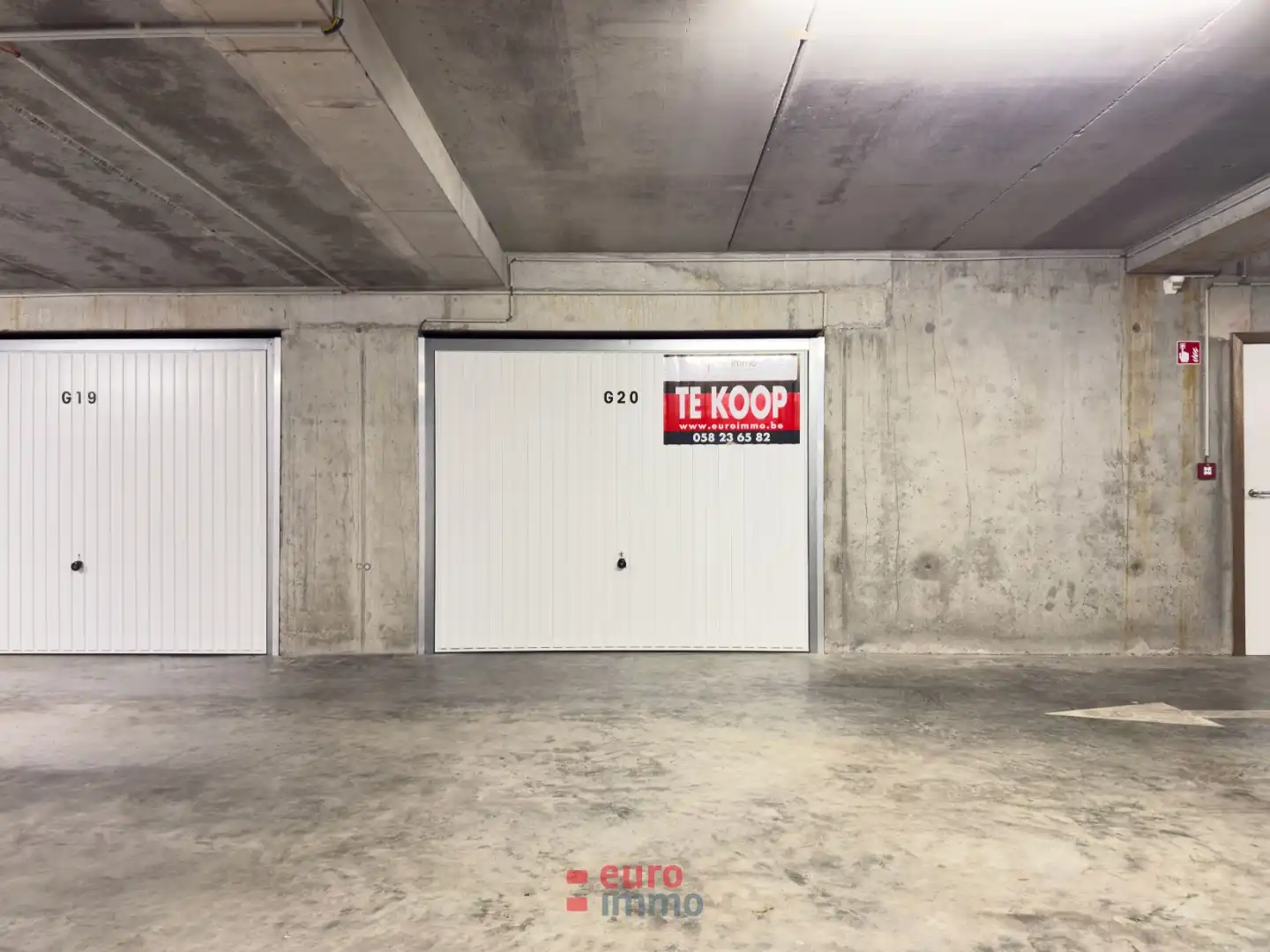 Ruime garagebox langs de waterlijn van Nieuwpoort-Stad! foto 6