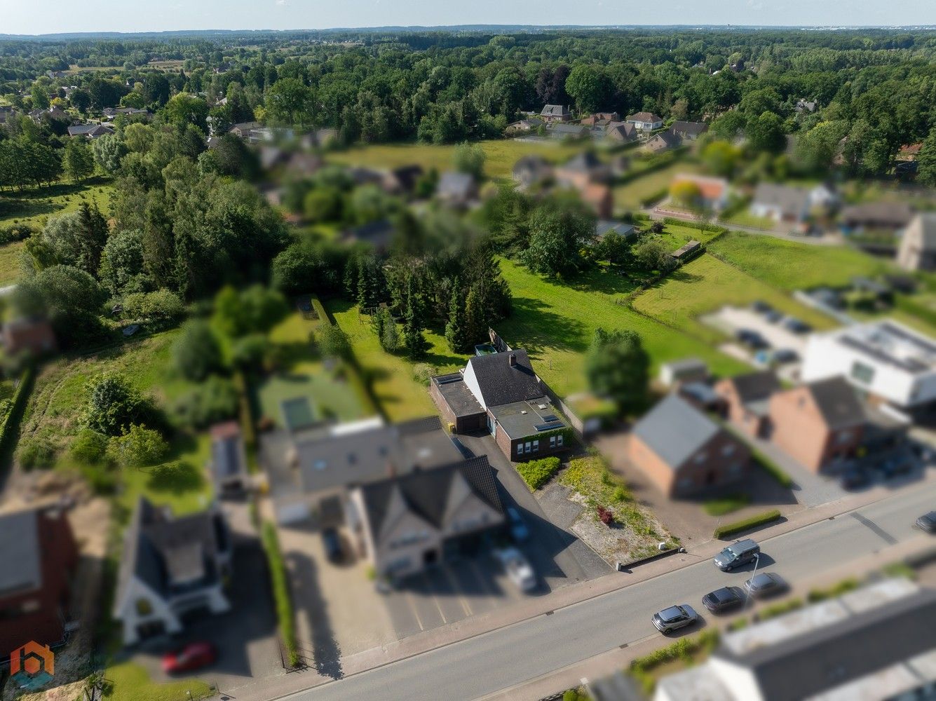 Ruime woning in groene omgeving met 4 slpkrs foto 22