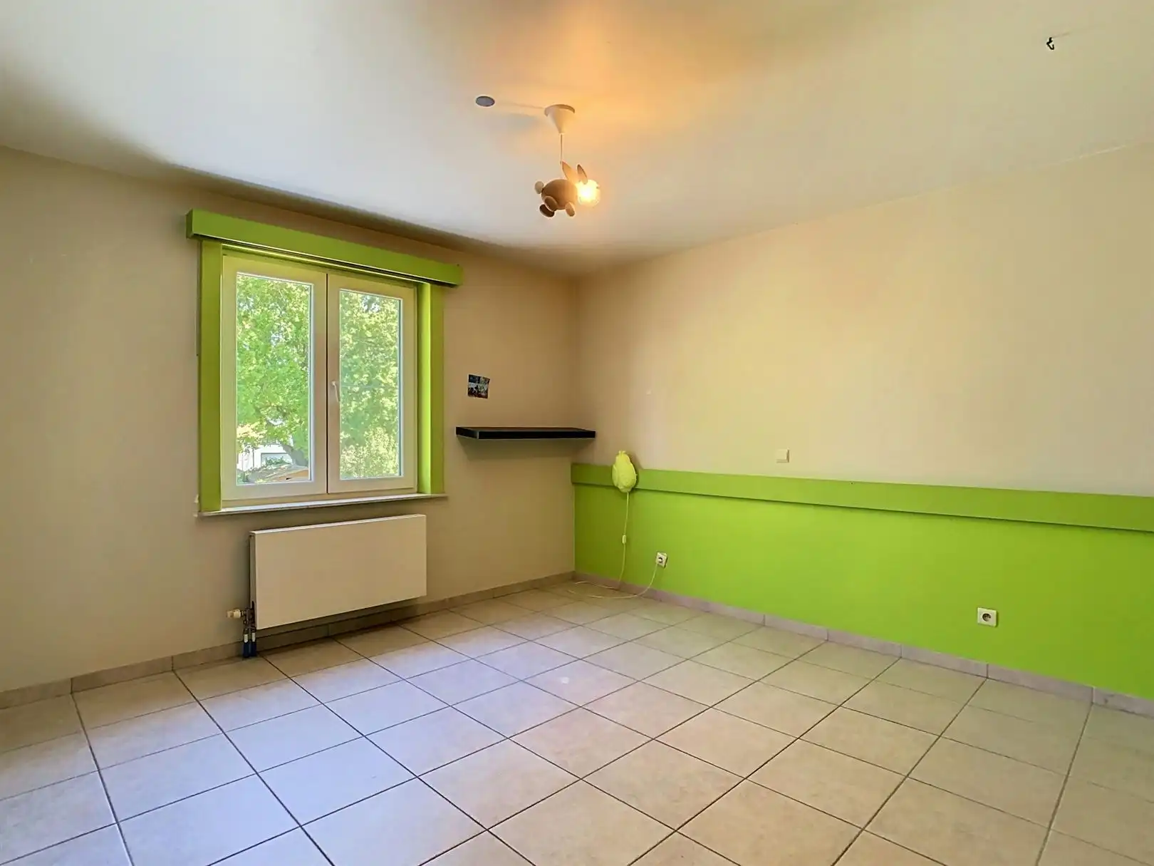 Huis met 4 slaapkamers en tuin + garage!! foto 17