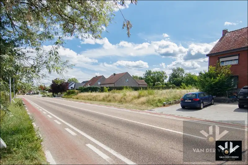 Interessante projectgrond met Zuidwest gerichte oriëntatie van 28 aren 16 centiaren op centrale locatie in Diepenbeek foto 6