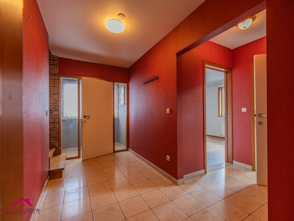 Ruim duplexappartement met 3 slaapkamers foto 5