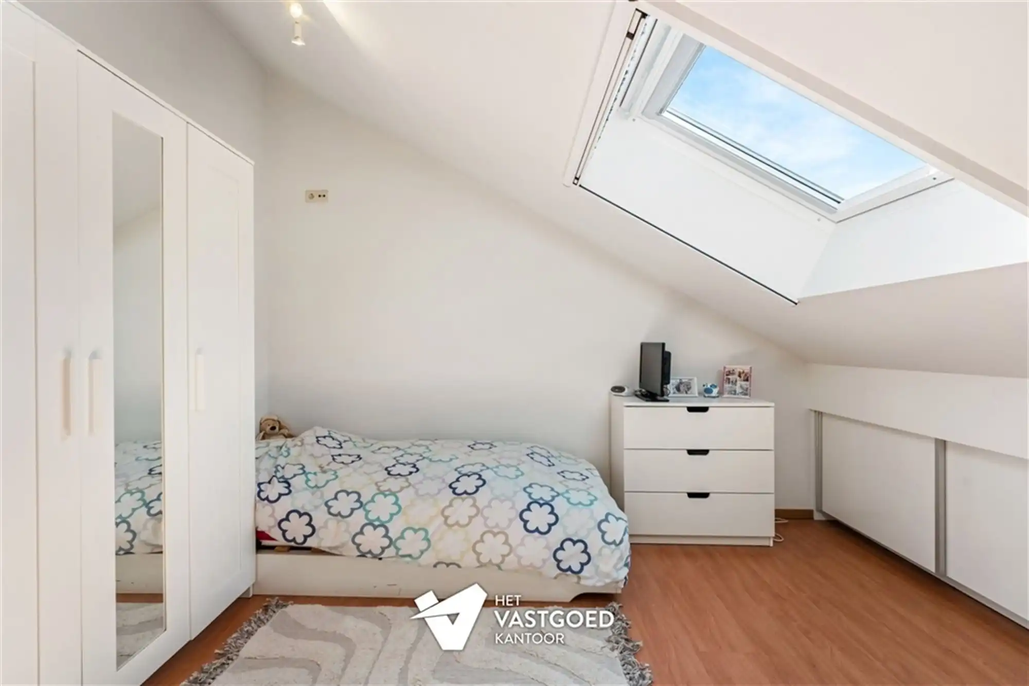 RECENTE WONING MET KWALITATIEVE AFWERKING OP TOP-LIGGING foto 22