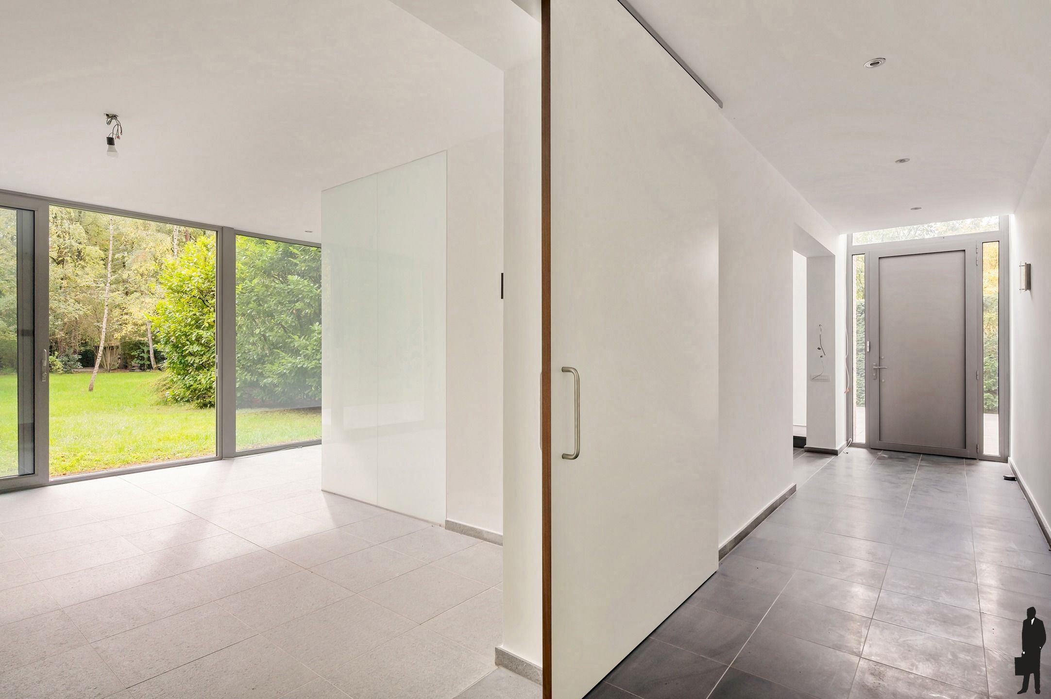 Ruime villa op een zonnig perceel van ca. 3.478m²! foto 3