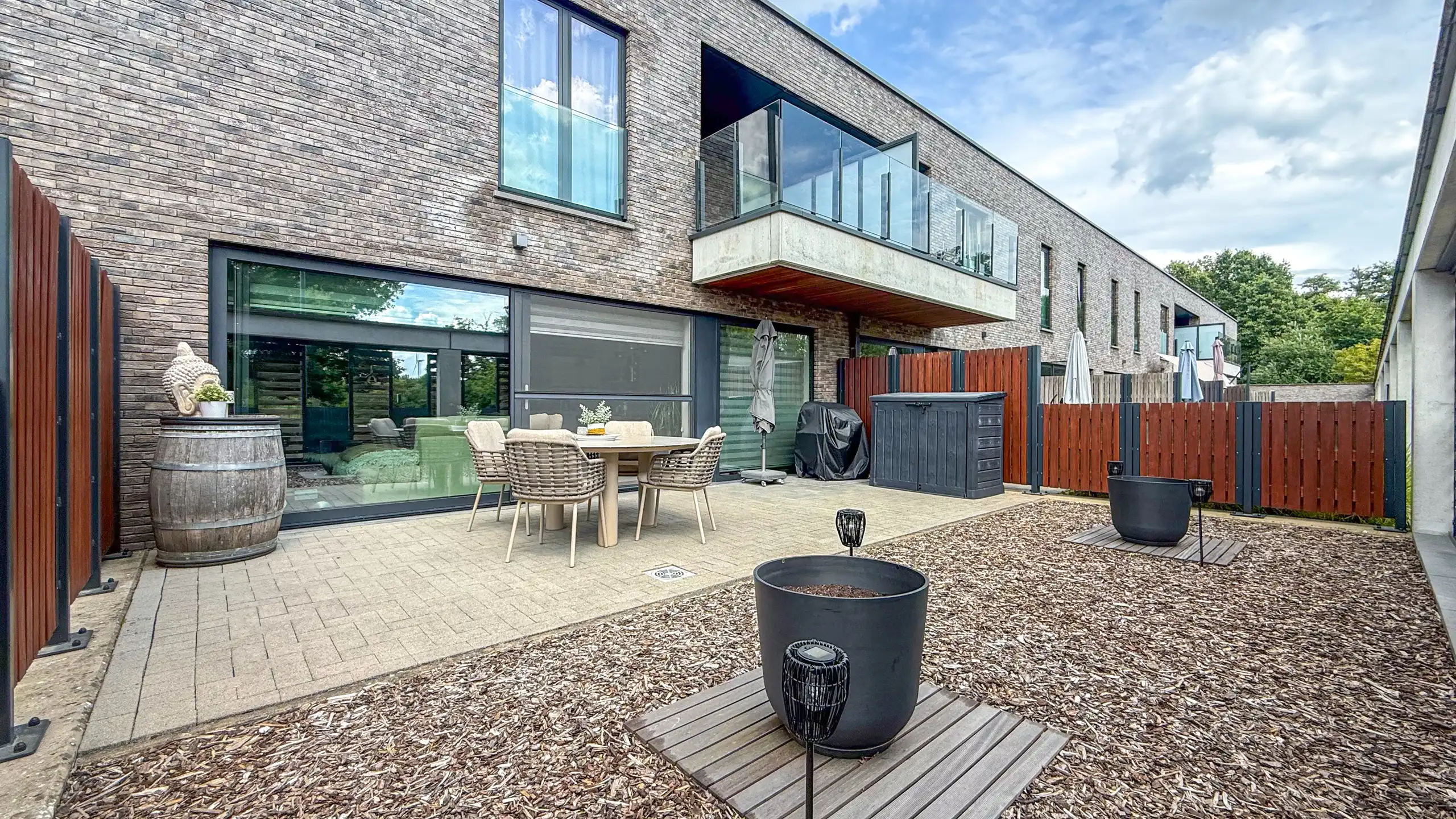 Modern gelijkvloers nieuwbouwappartement op toplocatie! foto 2