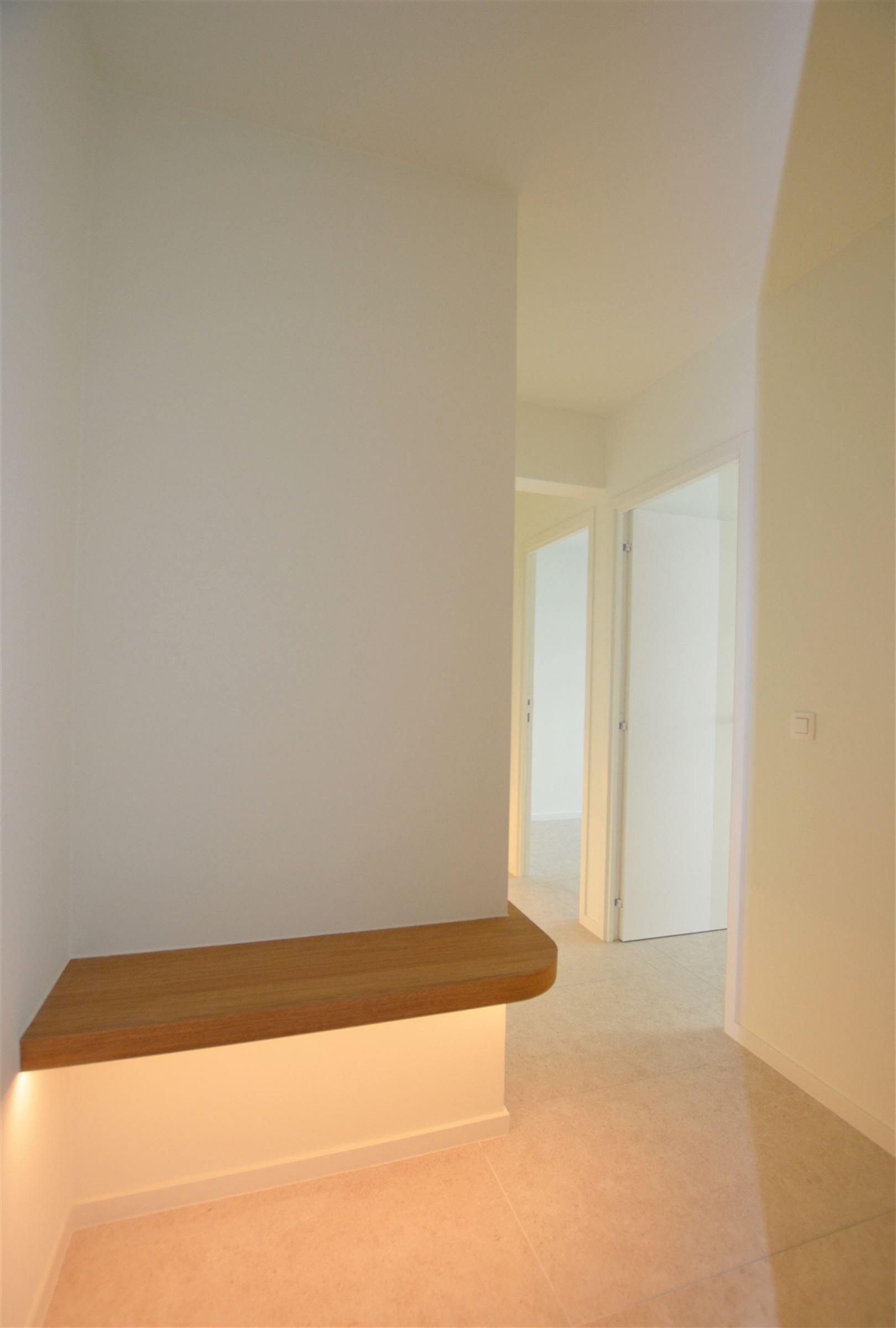 Smaakvol gerenoveerd appartement op het Katarinaplein foto 15