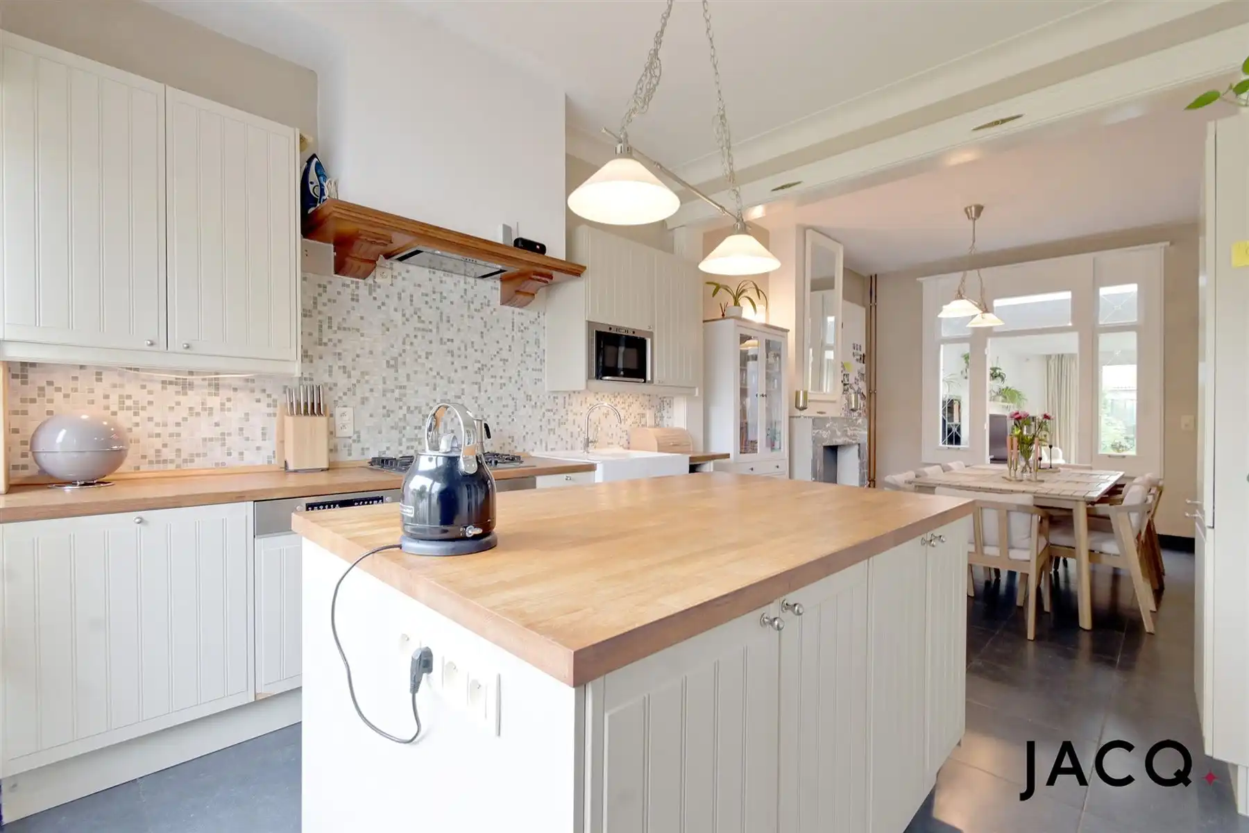 Charmante HOB met 2 à 3 slpk's, garage (48m²), perceel 598m² foto 3