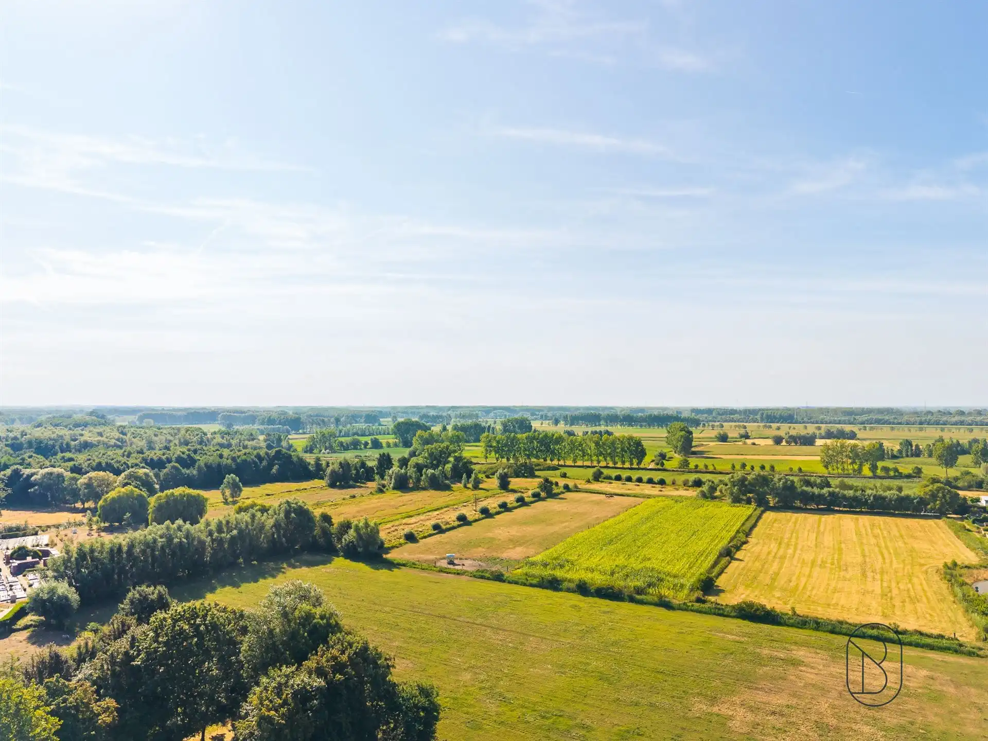 Instapklare woning met grote aangename tuin.  foto 19