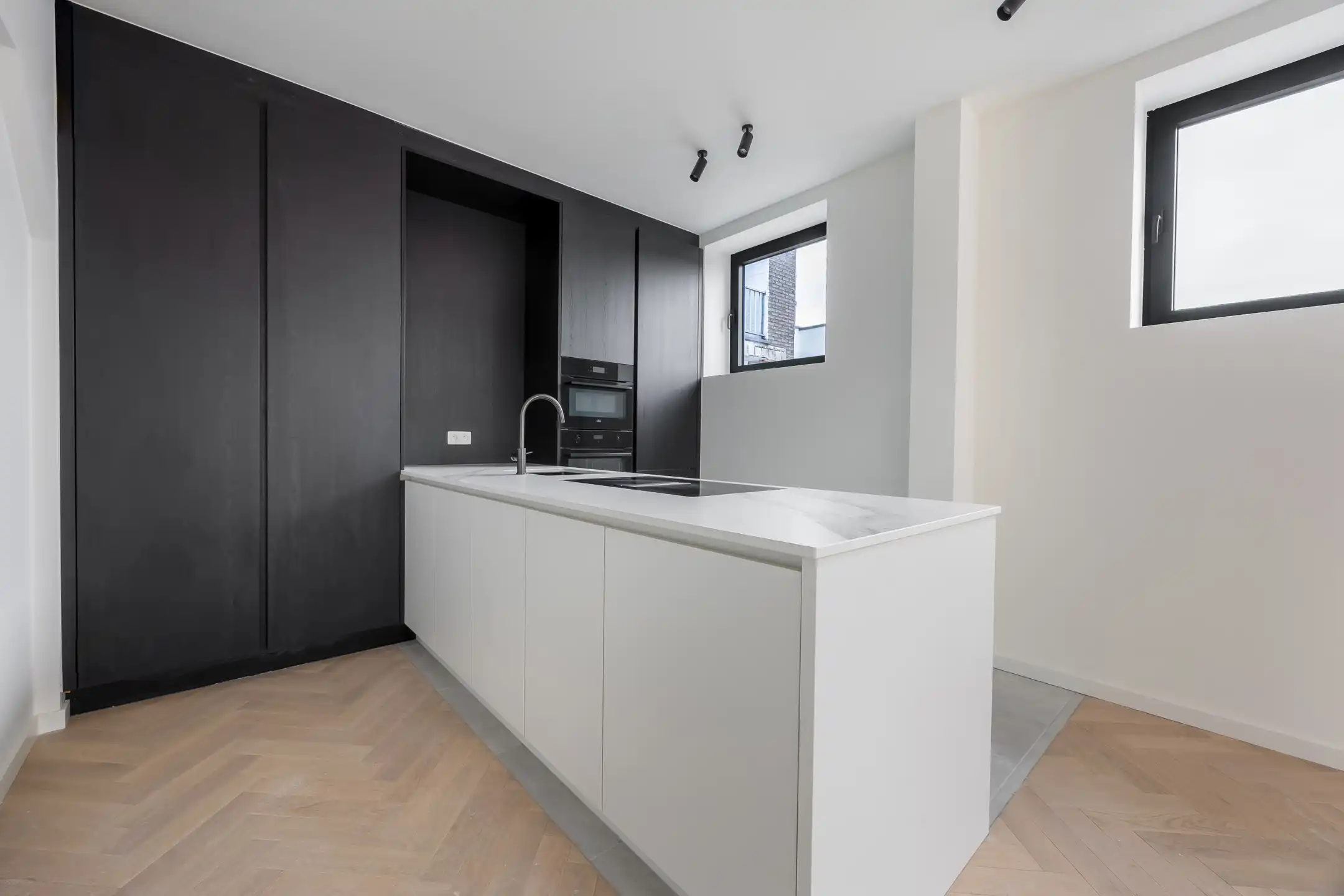 Appartement met 2 slaapkamers vlakbij het Groen Kwartier foto {{pictureIndex}}