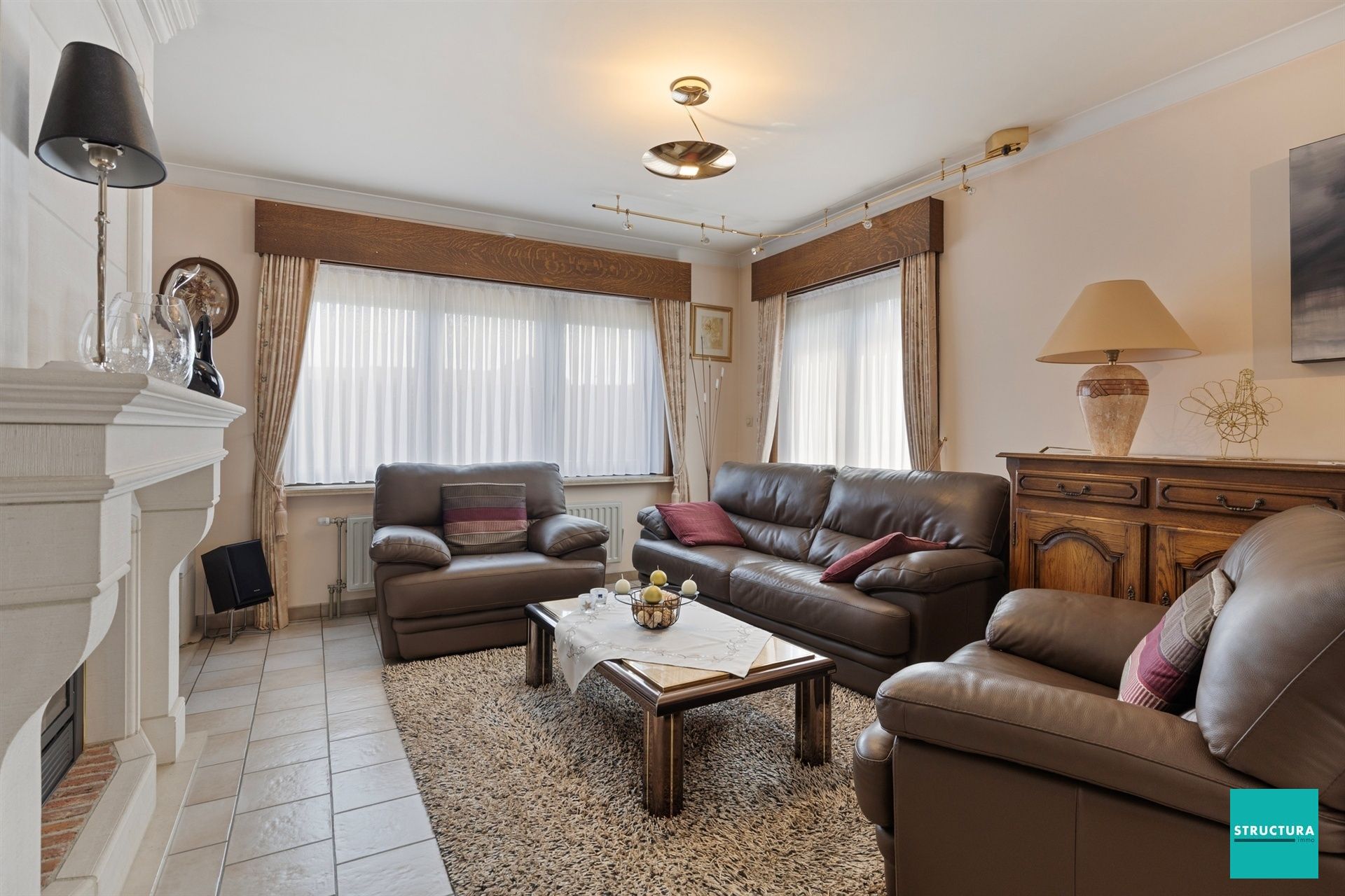 Woning met 4 kamers op terrein van 11a49ca foto 4