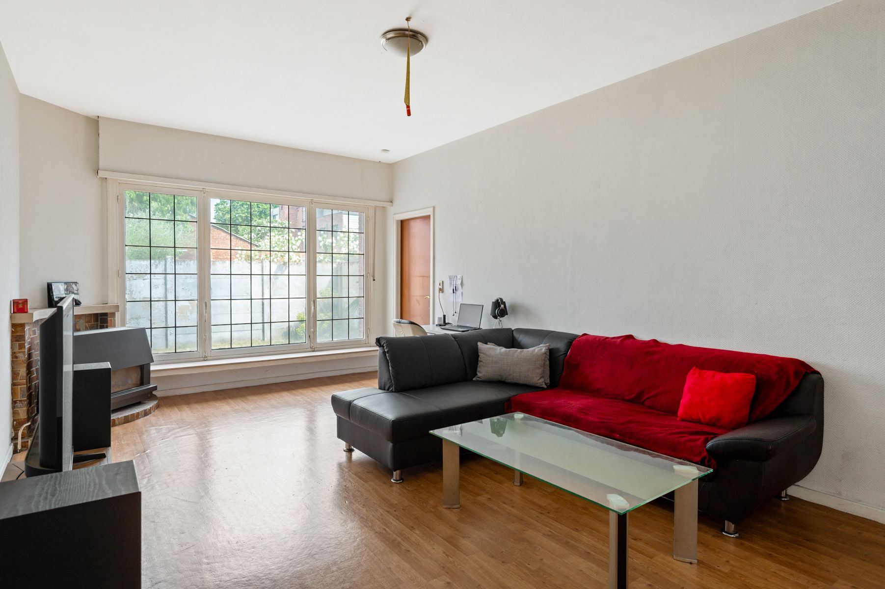 Te renoveren gebouw met twee appartementen in Elsdonk foto 8