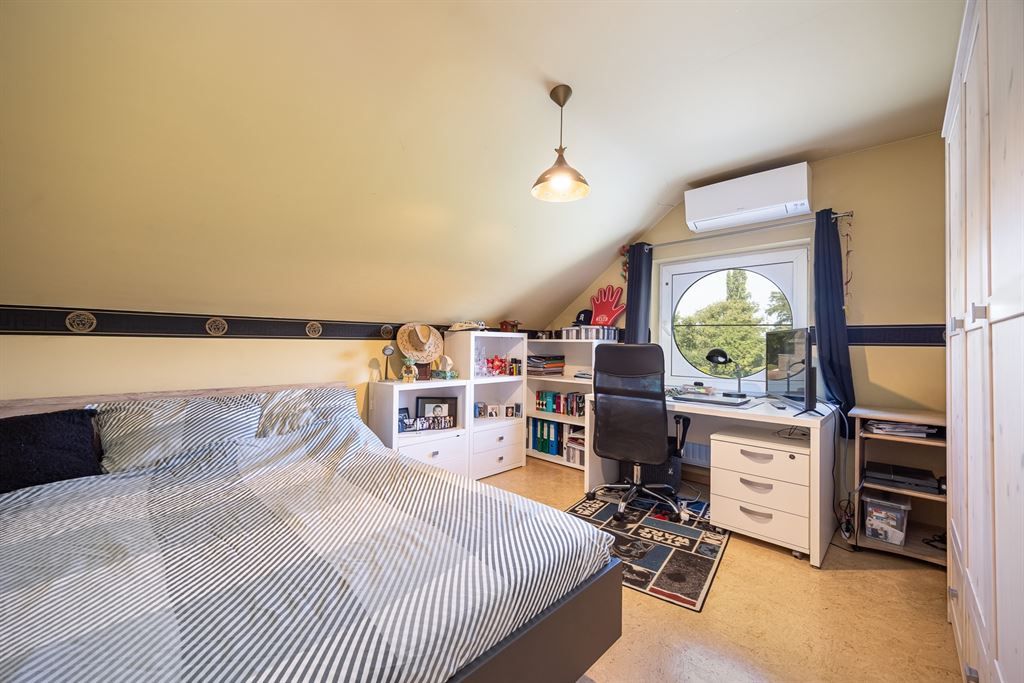 Vrijstaande woning in rustige woonbuurt foto 16