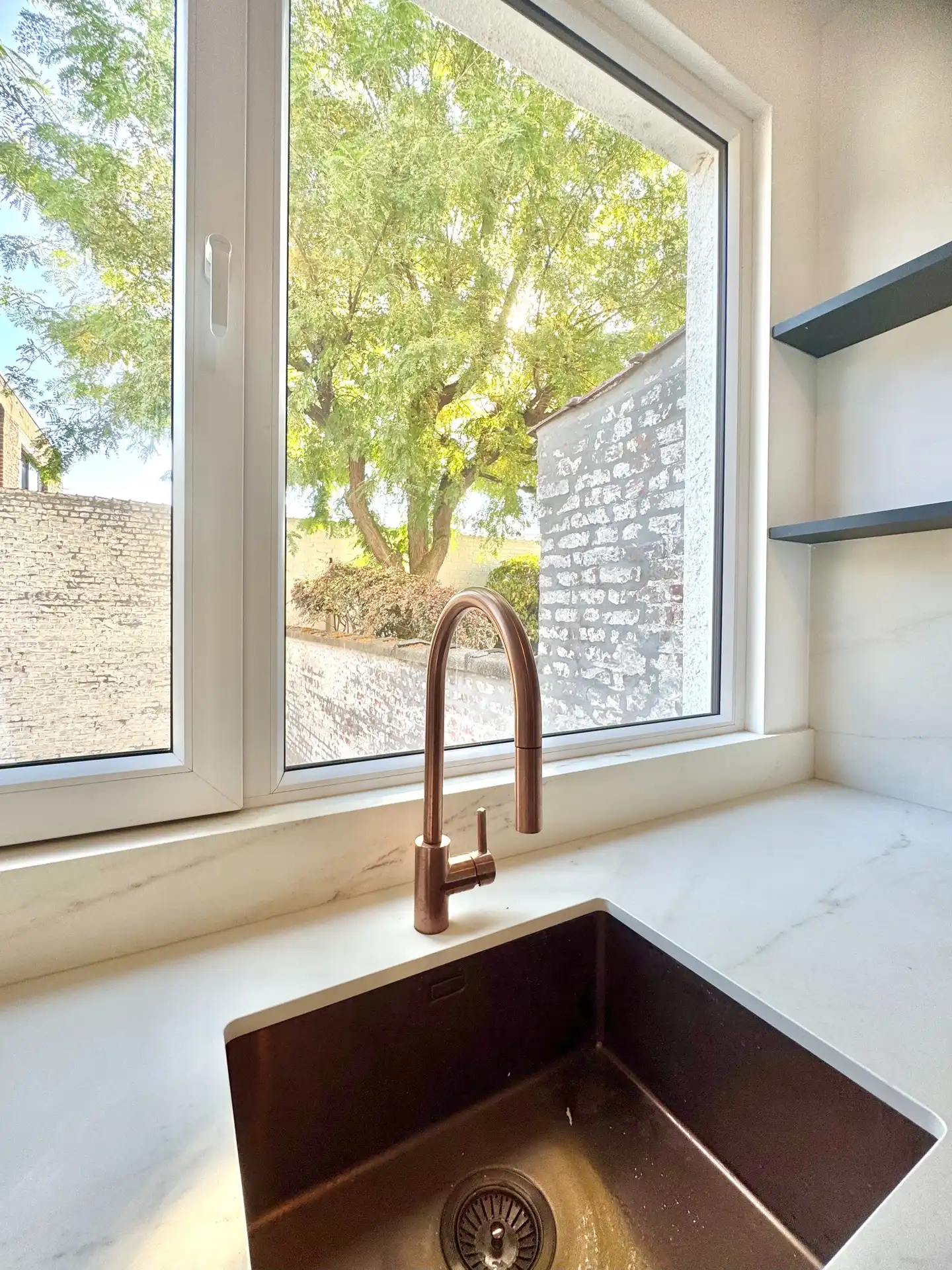 GERENOVEERDE HERENWONING | 3 KAMERS | TUIN | CENTRUM KORTRIJK foto 16