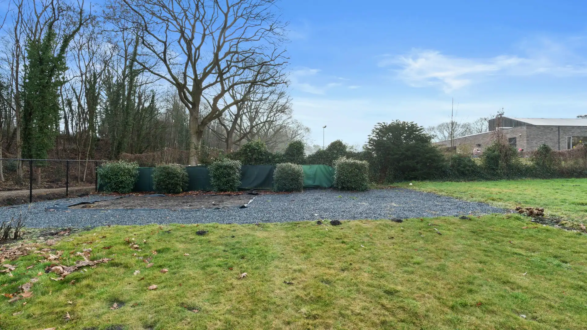 Vrijstaande woning op een perceel van 16a 25ca foto 23