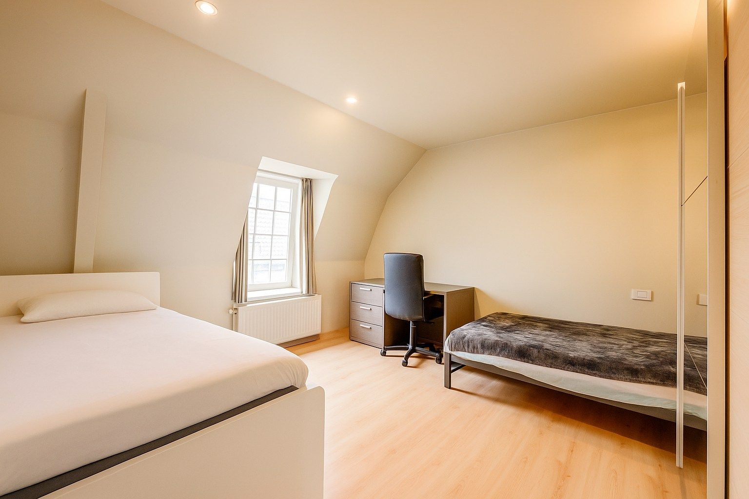 PRACHTIGE HERENWONING MET HEDENDAAGS MODERN COMFORT  foto 19