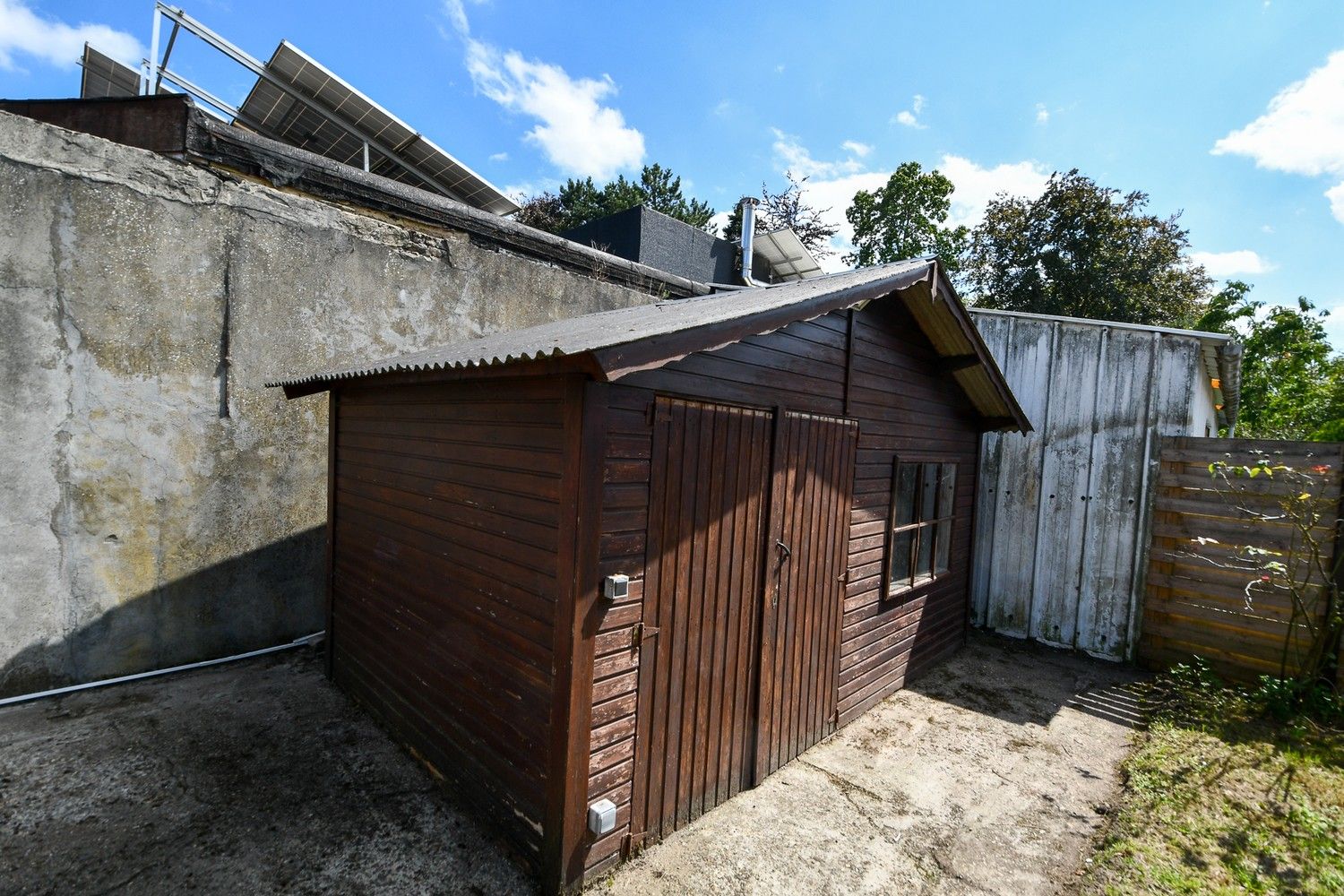 Ruime woning met 4 slaapkamers en grote tuin foto 14