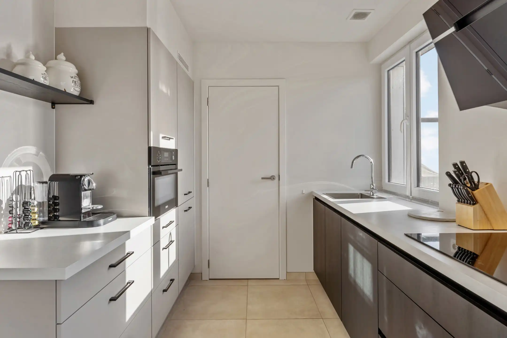 Recent duplex appartement met 2 parkings te Zichen foto 10