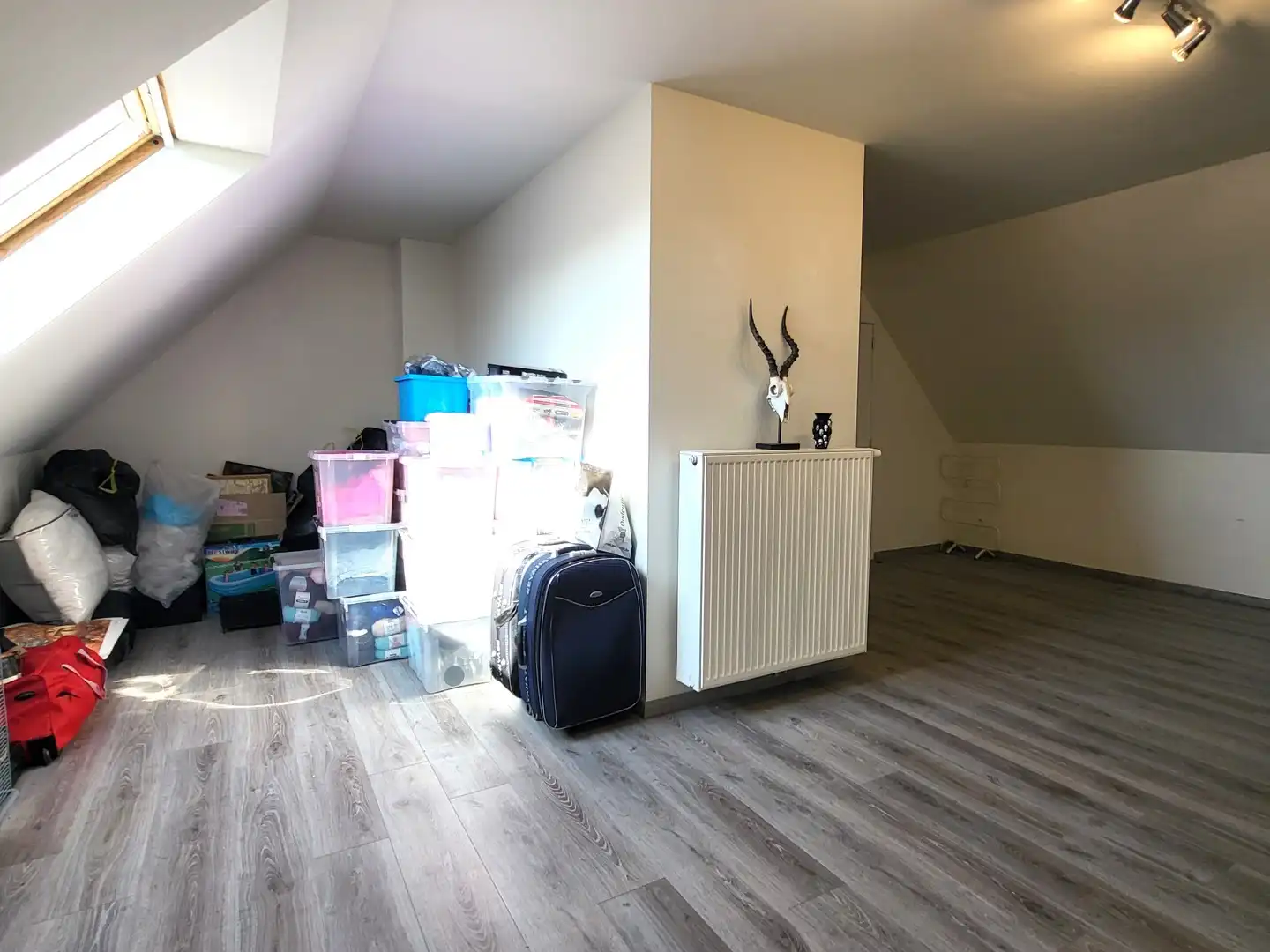 Moderne eengezinswoning (2016) met 3 slaapkamers, garage en ruime zolder in Zottegem. Perfect voor comfortabel wonen! foto 29