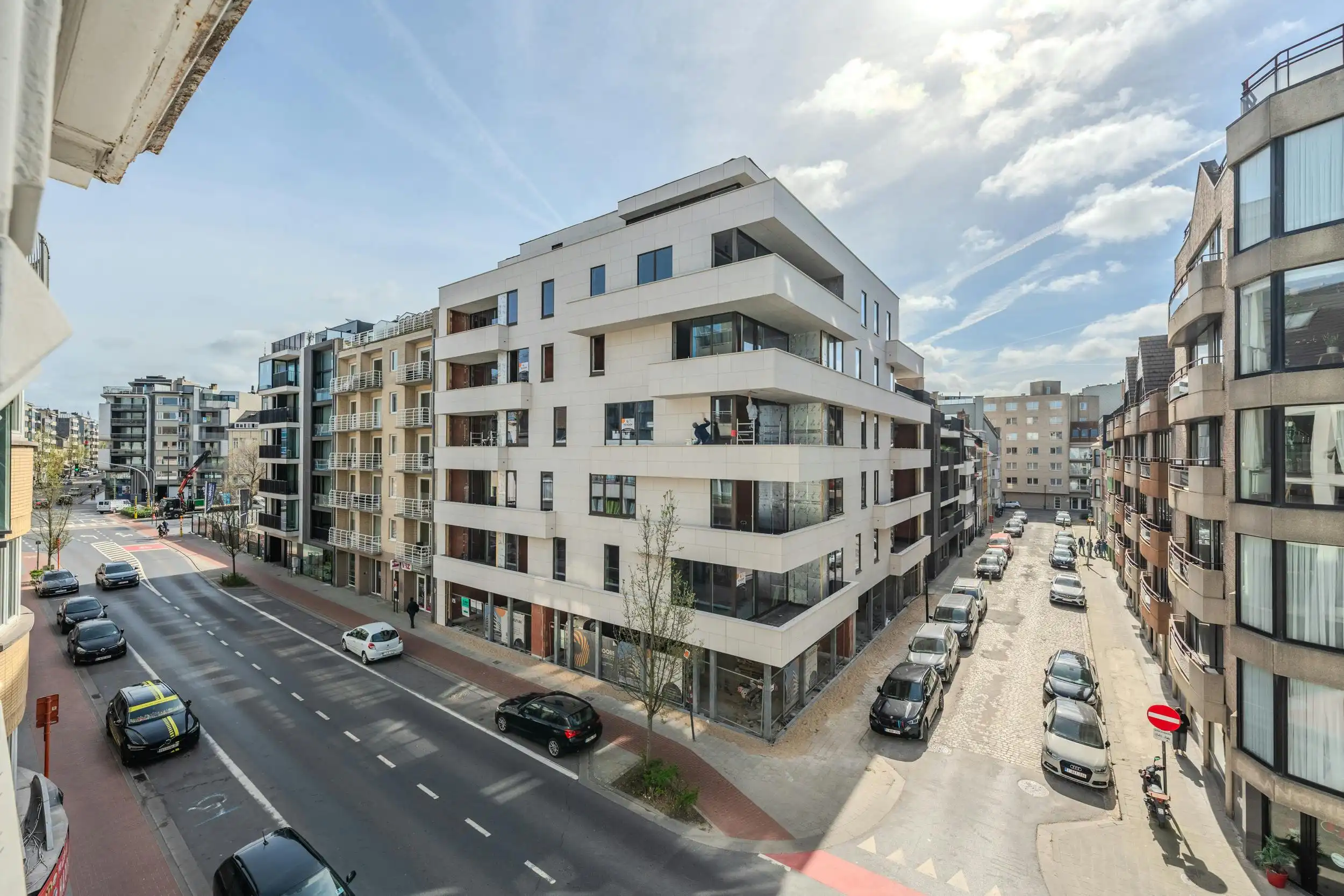 Magnifiek gerenoveerd duplexappartement te Oostende foto 11