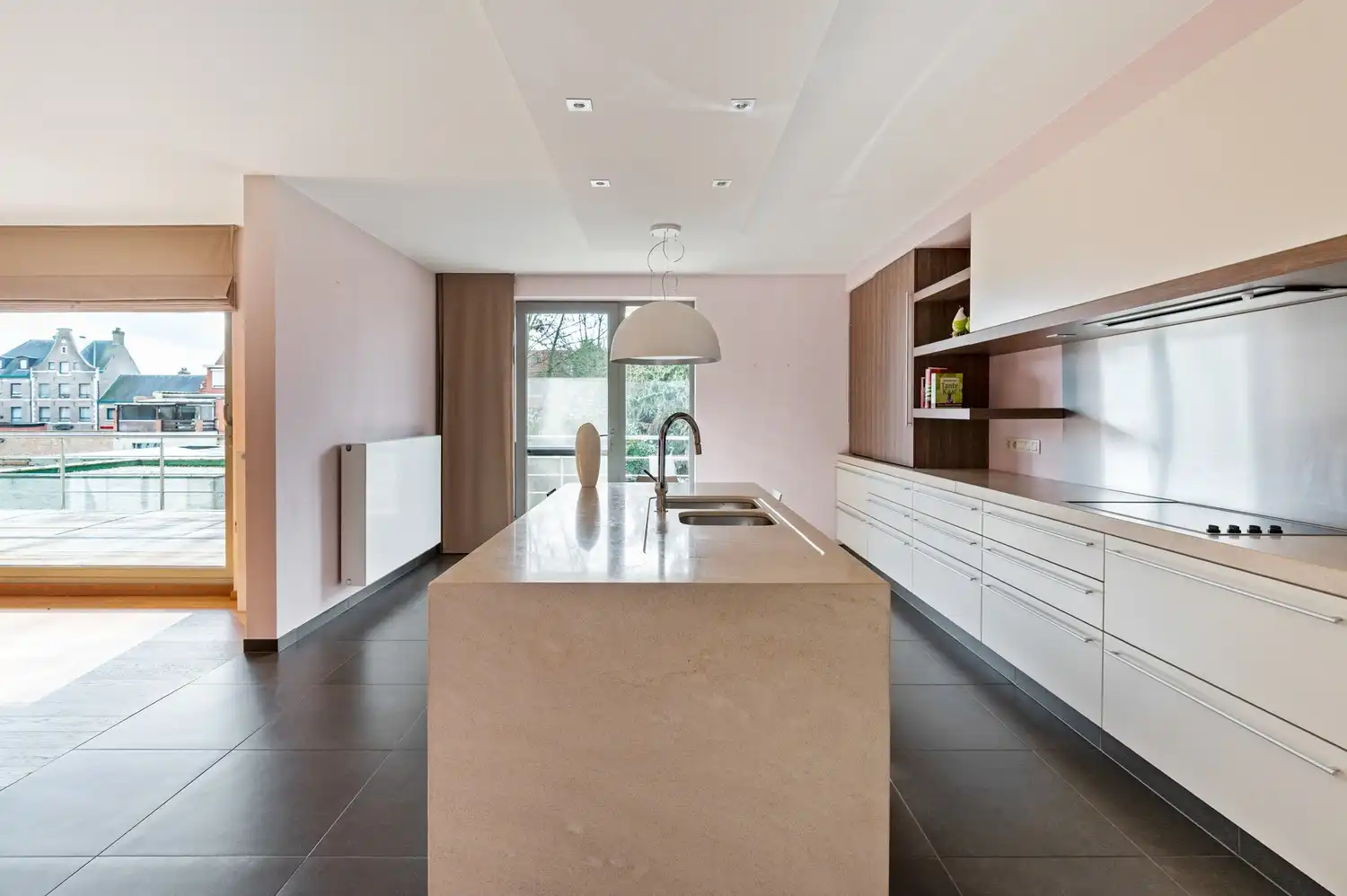 Waanzinnig ruim (193m²!!) luxe-appartement in het centrum van Wommelgem! foto 8