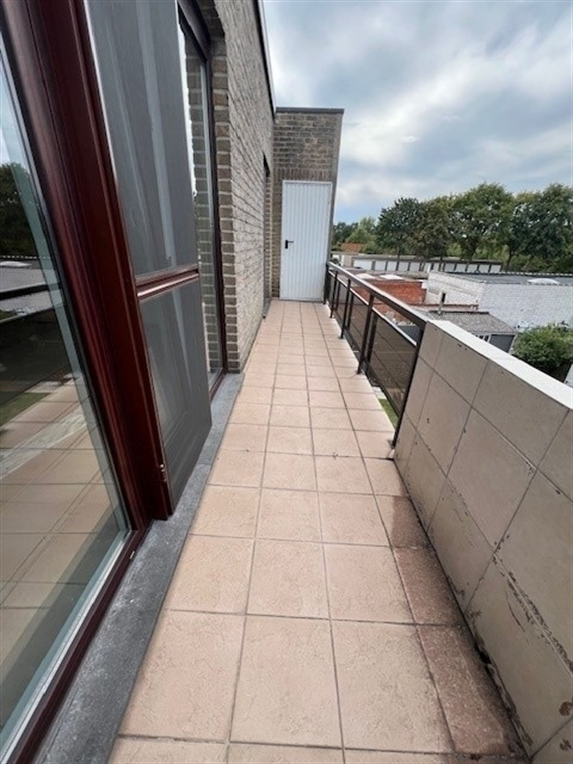 Charmant appartement met terras en garage! foto 11