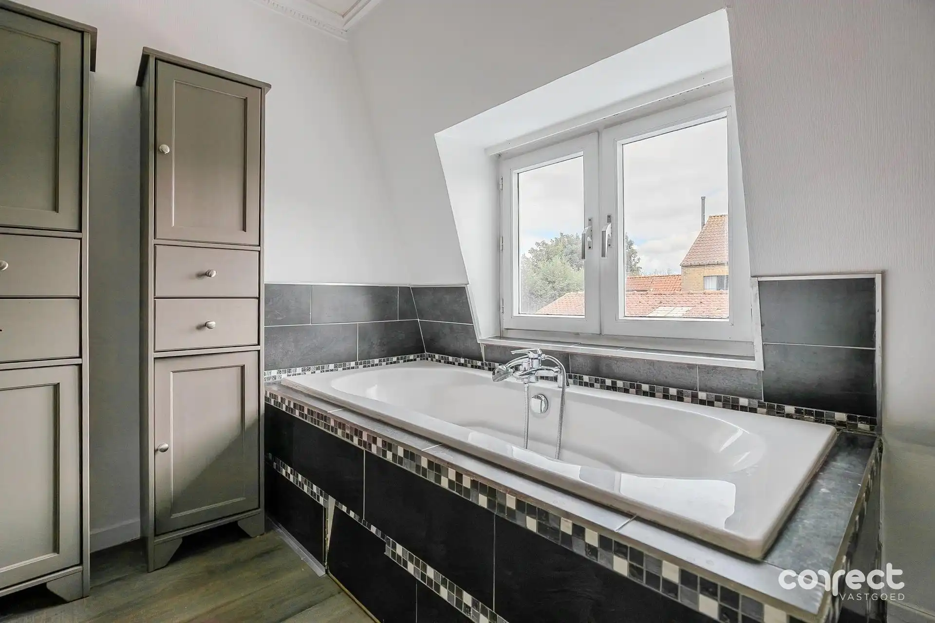 Charmante woning met tuin. foto 8