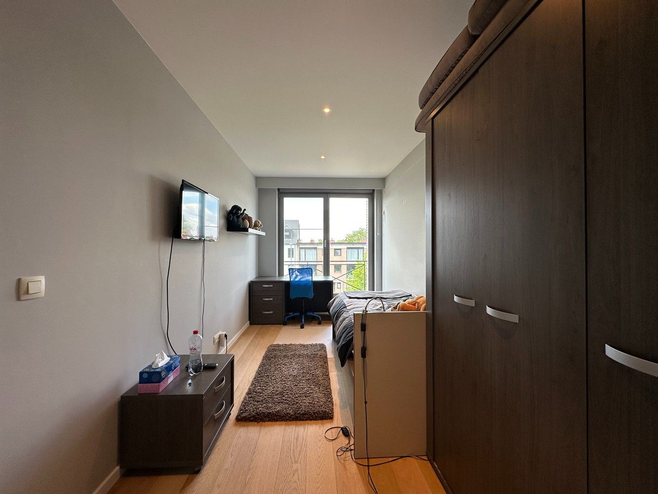 Prachtig 3 slaapkamer appartement met mooi terras in Wijnegem! foto 7