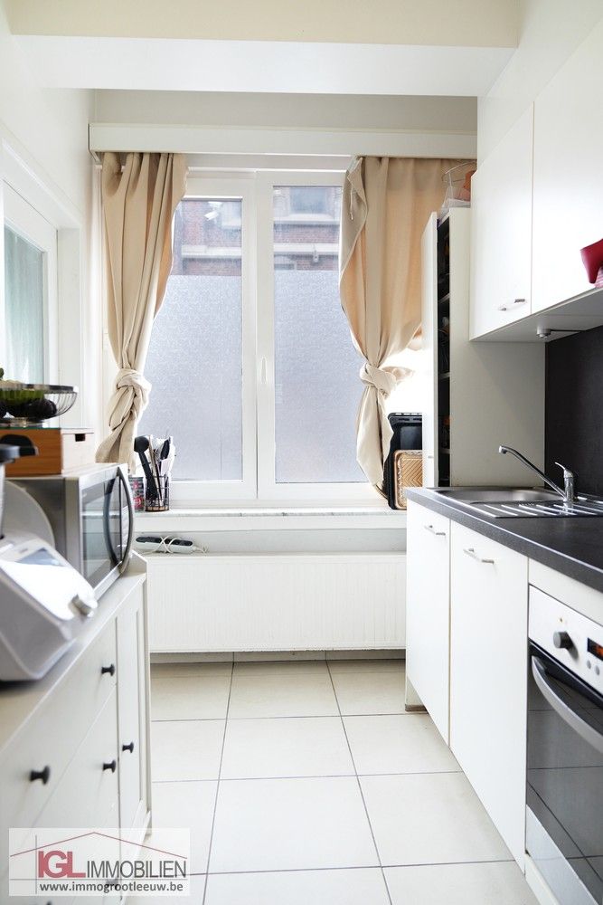 Gerenoveerd appartement met terras en EPC B in het centrum van Ruisbroek foto 7