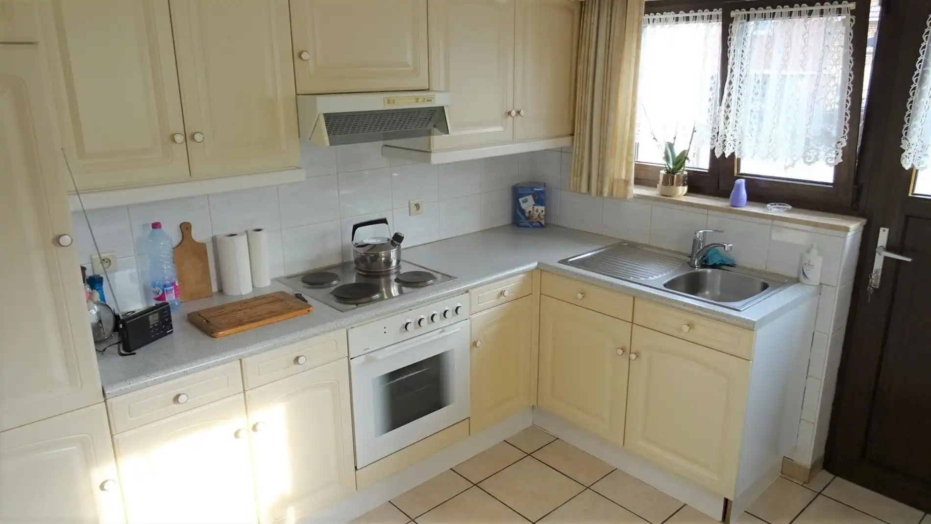 Rustig gelegen woning met 1 slpk en autostaanplaats foto 2