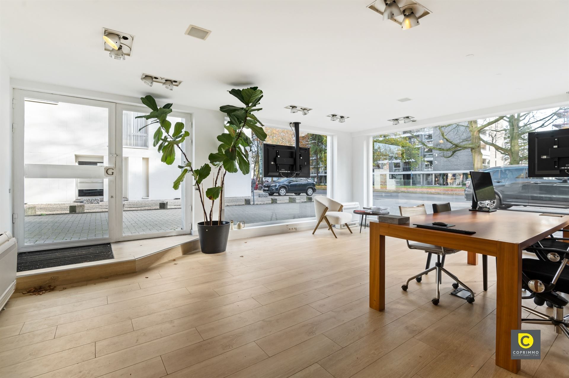 Handelsgelijksvloers/kantoor foto 4