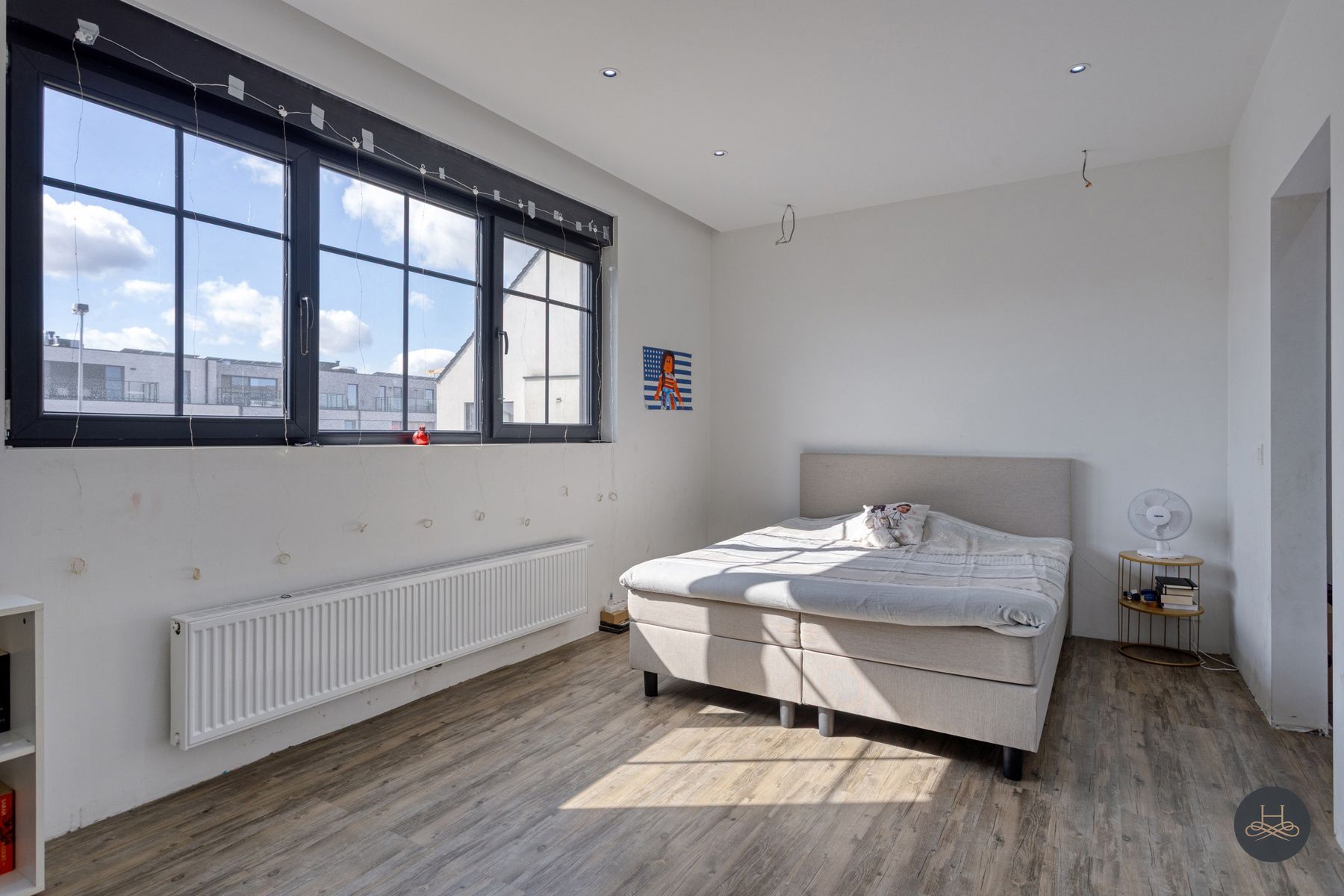 Riante woning met 6 slaapkamers en veel parkeergelegenheid foto 25