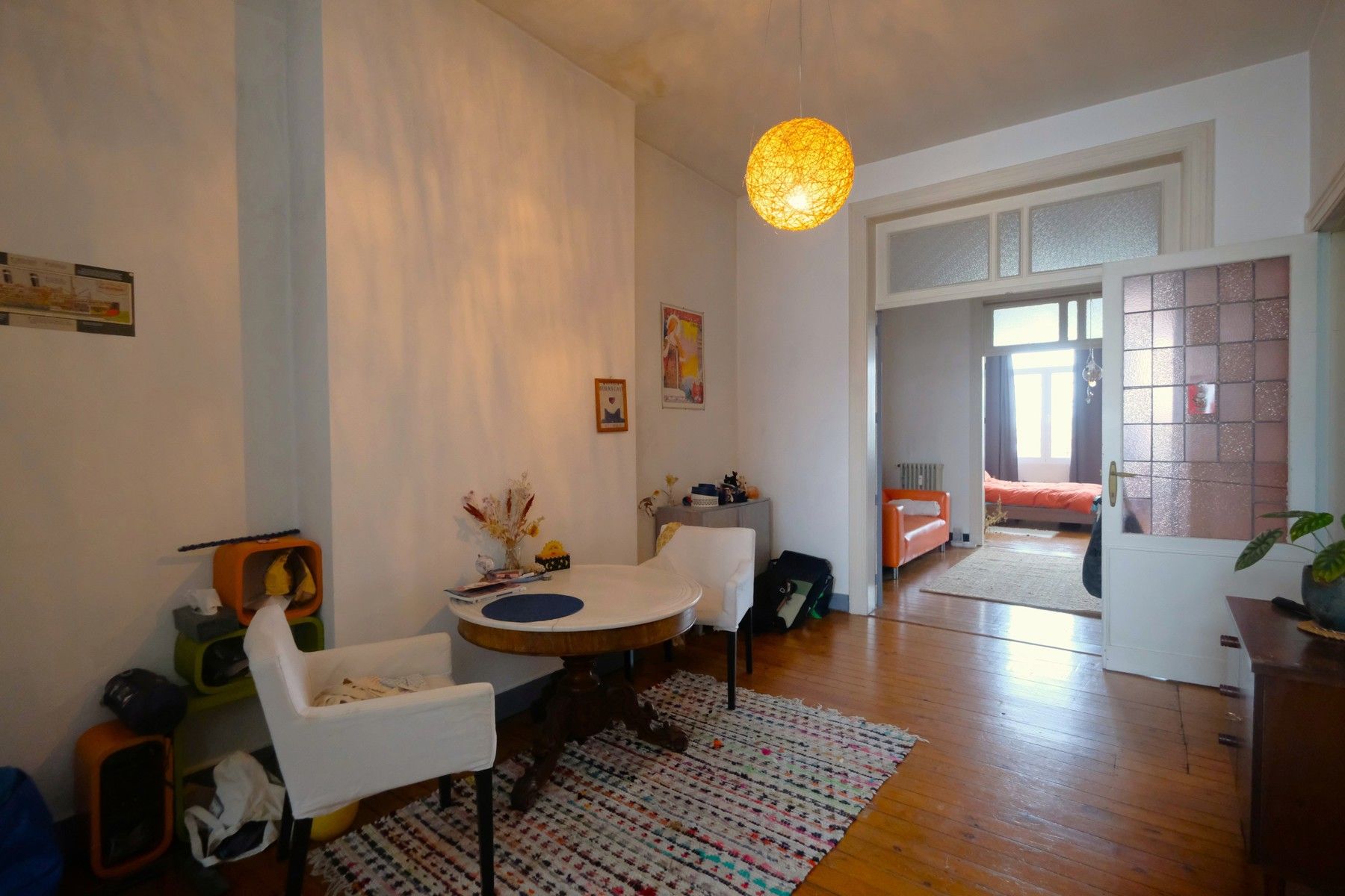 Ruim en licht appartement op het hippe Zuid foto {{pictureIndex}}