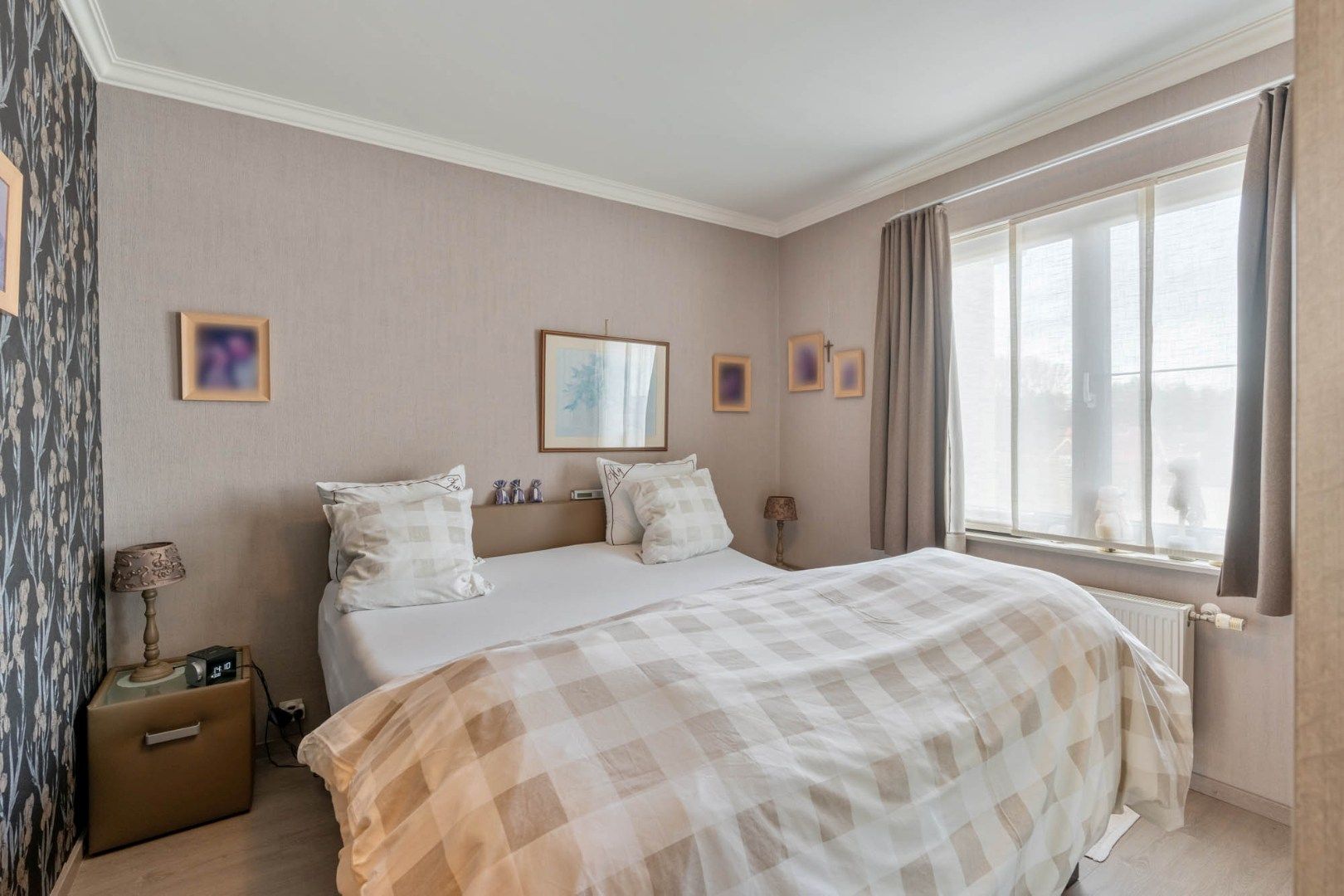 Comfortabel investeringsappartement met 2 slaapkamers en garage, in dorpskern foto 8