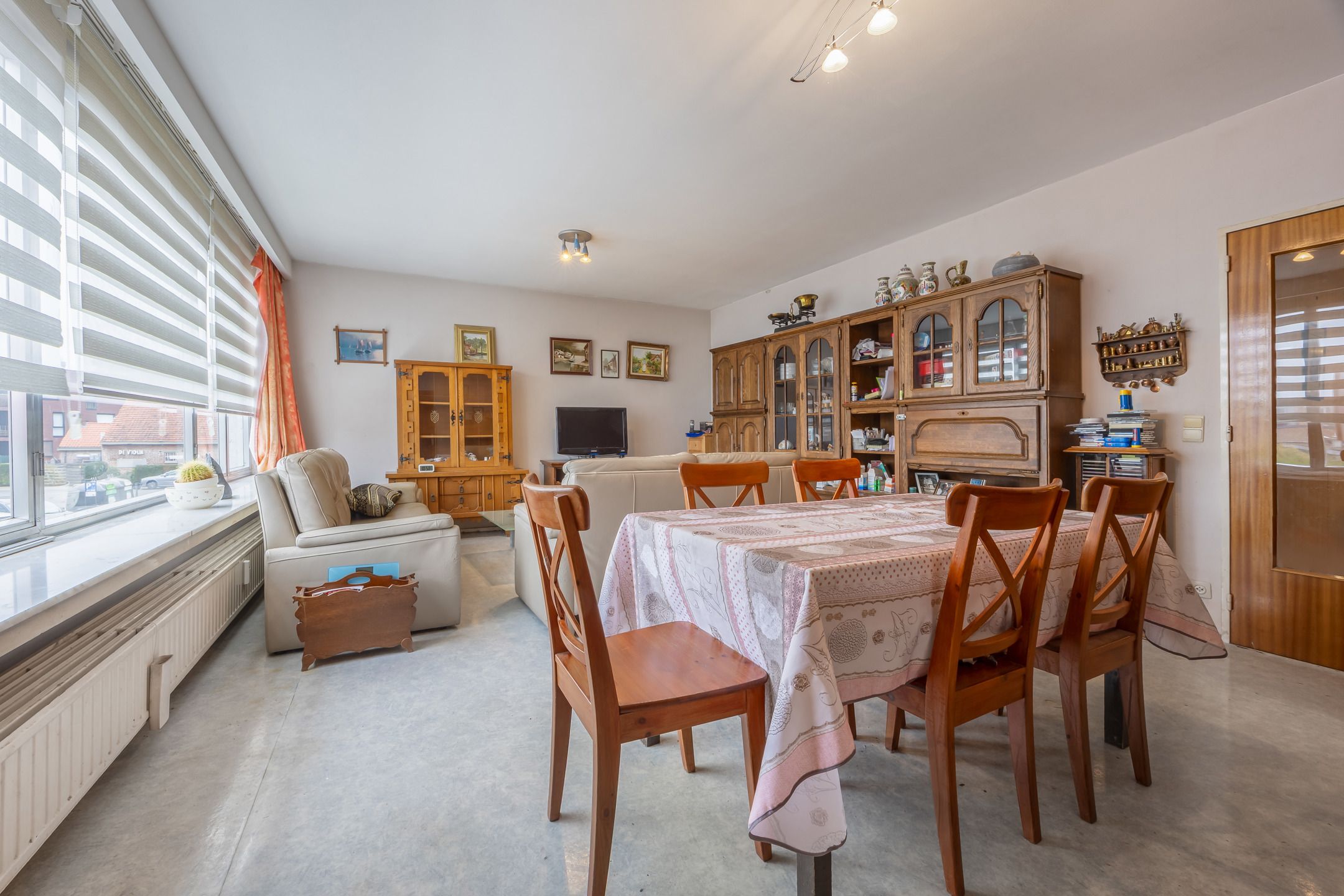 Appartement  met 2 slaapkamers, terras en ondergrondse staanplaats foto 4