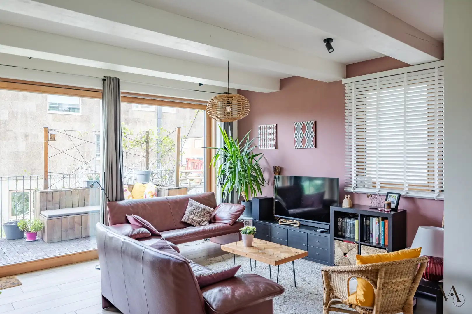 Recent en lichtrijk 2-slaapkamerappartement in uniek co-housing project foto 3