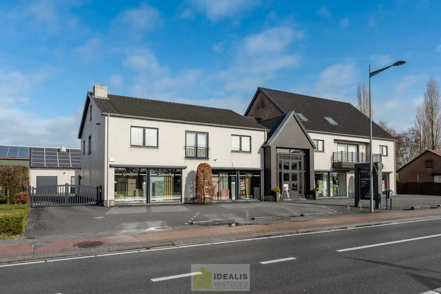 INSTAPKLARE HANDELSRUIMTE VAN MAAR LIEFST +- 410M² MET RIANTE WONING OP SCHITTERENDE COMMERCIËLE ZICHTLOCATIE!! foto 3