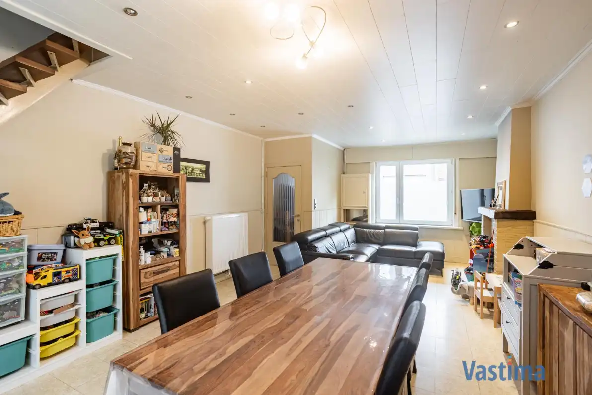 Energiezuinige gezinswoning met 3 slaapkamers, tuin en zonnepanelen foto 2