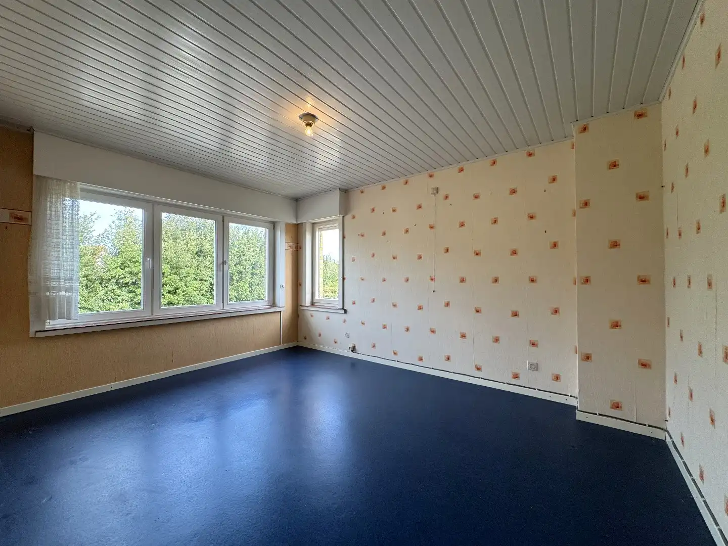 Te renoveren halfopen bebouwing met bijzonder veel potentieel in rustige verkavelingswijk foto 16