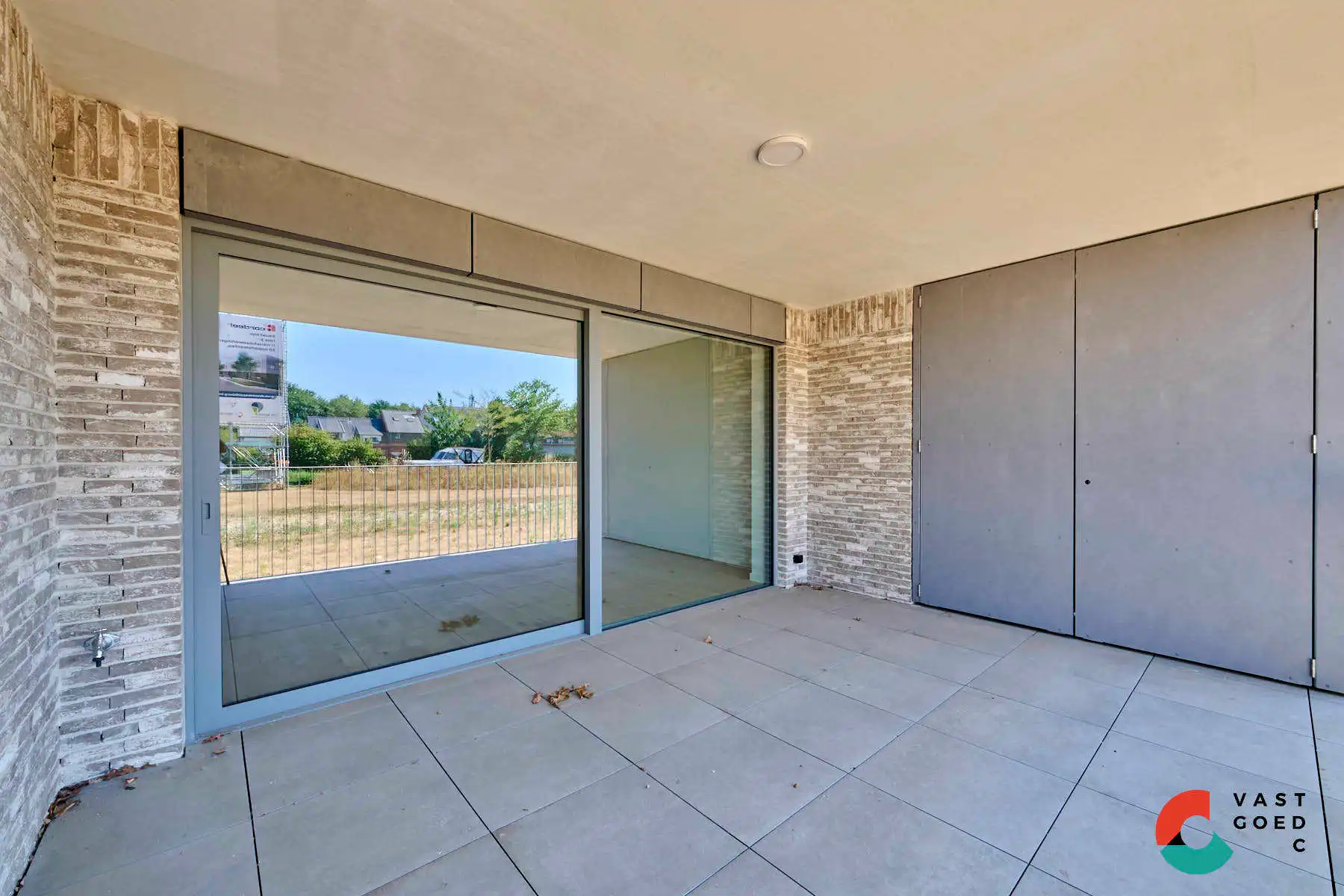 Luxe en zorgeloos wonen aan het water in Leopoldsburg! foto 7