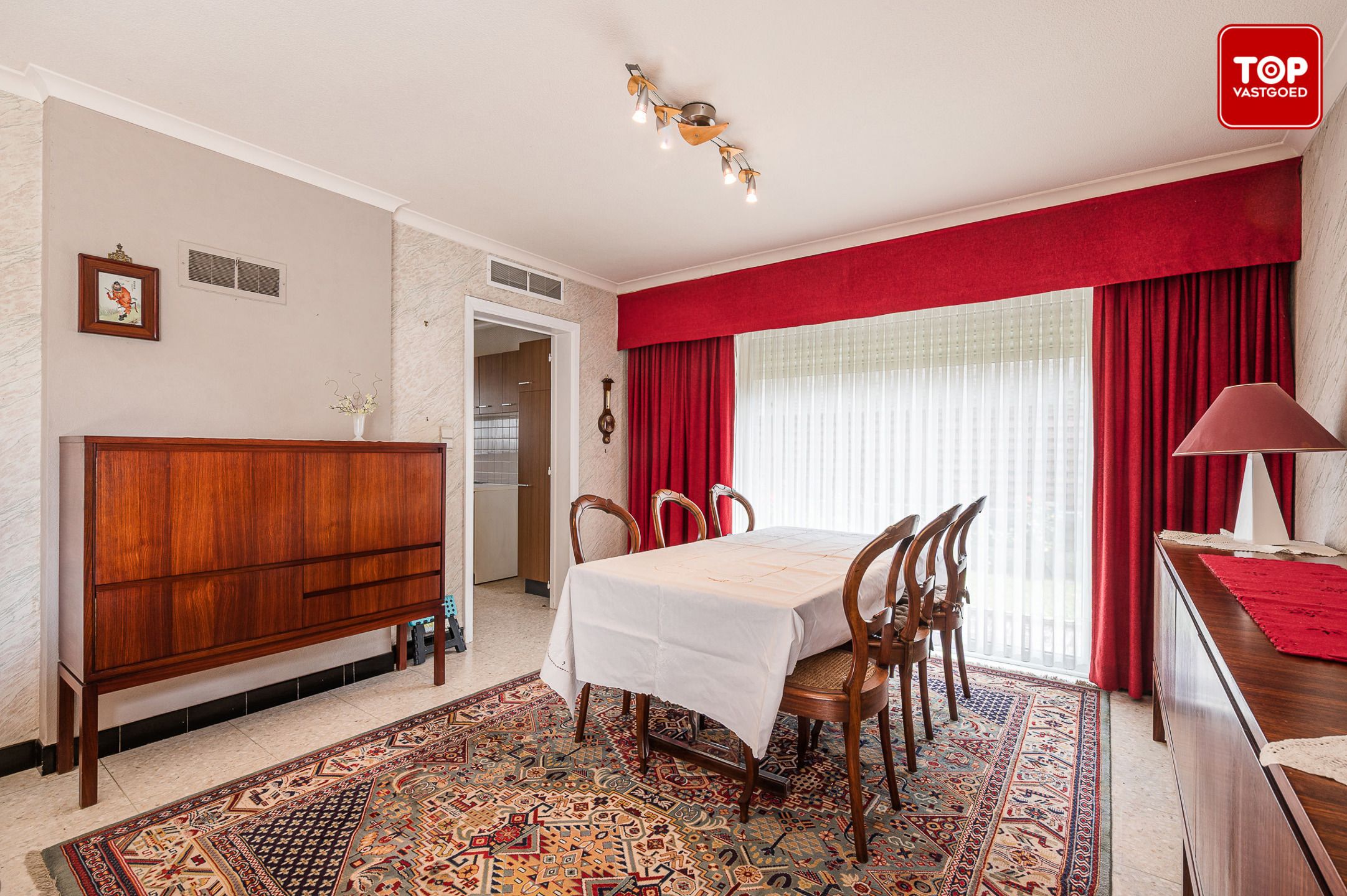 Te renoveren woning met potentieel in rustige buurt  foto 5