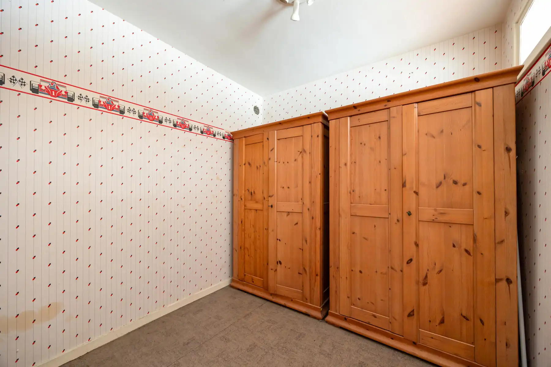 RUIM OP TE FRISSEN APPARTEMENT IN RUSTIGE/GROENE OMGEVING foto 9