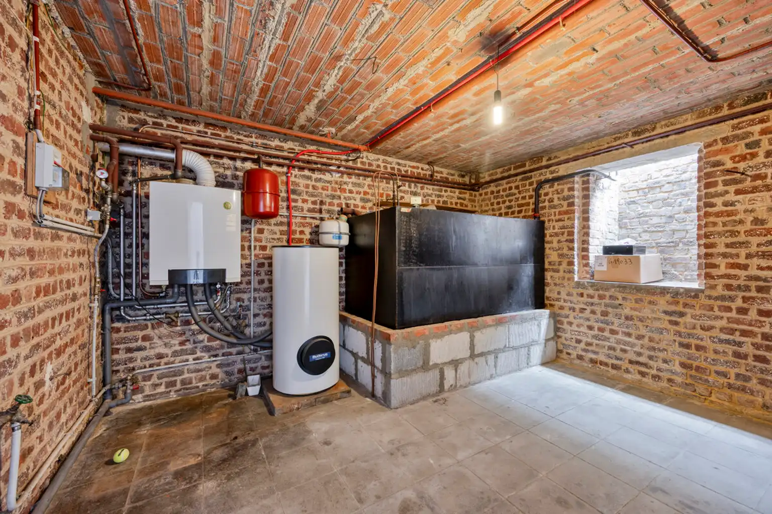 Bel-etagewoning met drie slaapkamers met garage en tuin foto 20