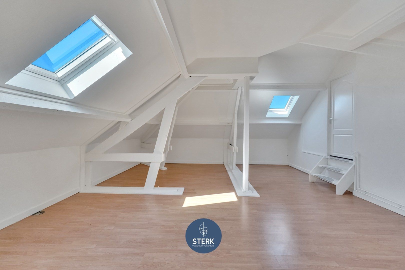 INSTAPKLARE GEZINSWONING MET EEN BEWOONBARE OPP. VAN 259 M² TE VELDWEZELT !  foto 18