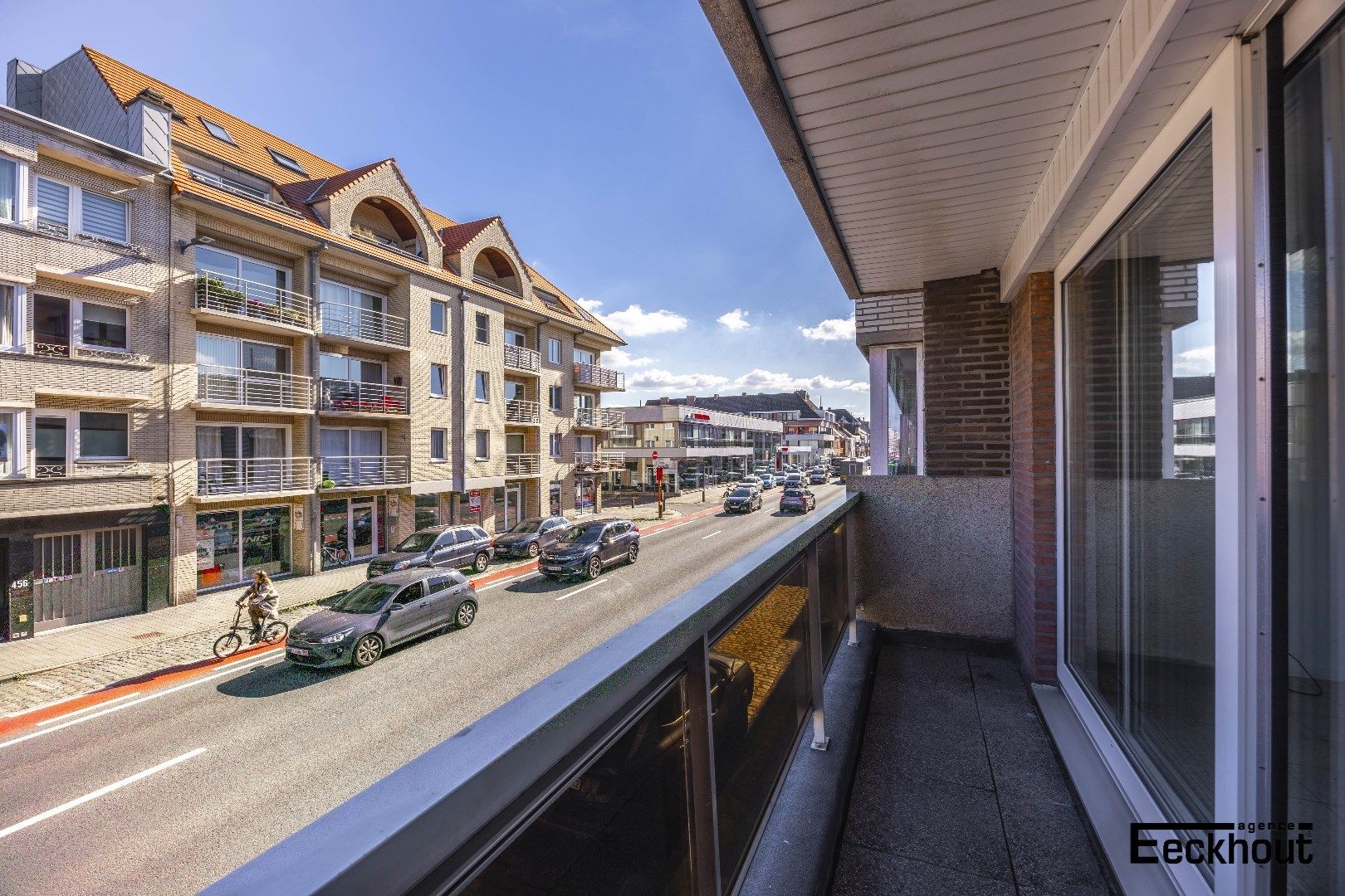 Lichtrijk appartement van 101m² op gunstige ligging te Oostende! foto 15