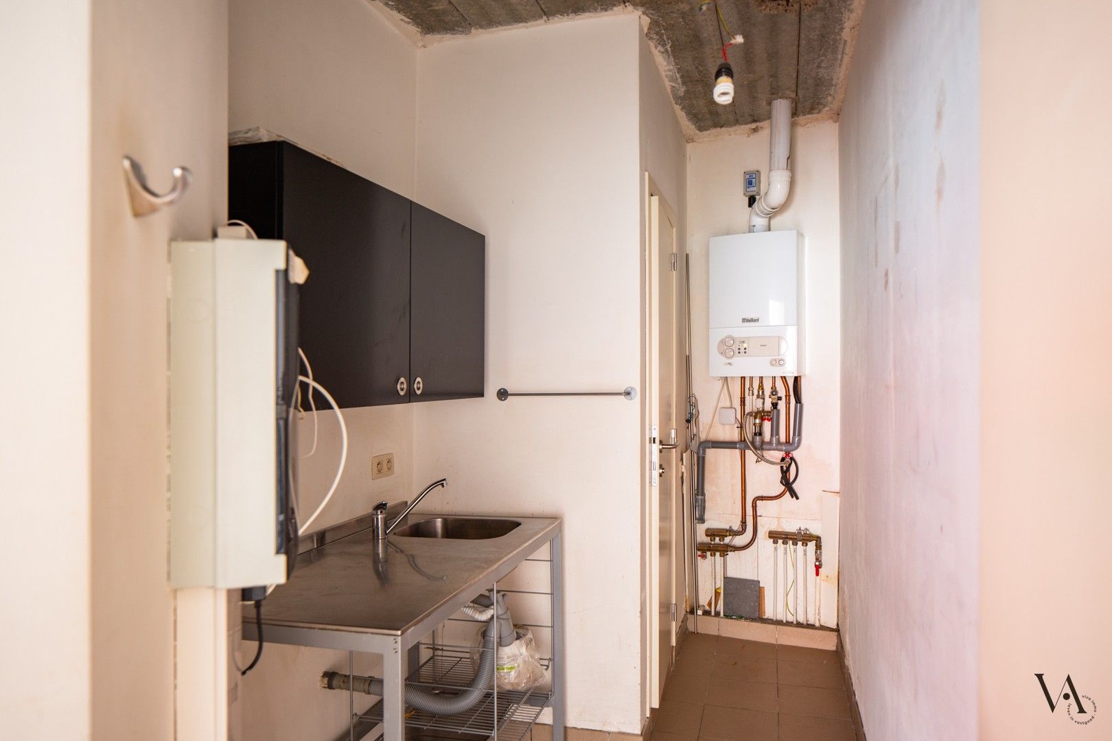Handelsgelijkvloers op top(hoek)locatie in Diestsestraat foto 5