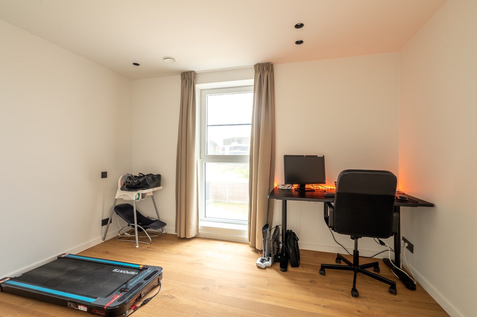 Luxueus afgewerkte alleenstaande woning op 481 m² foto 35