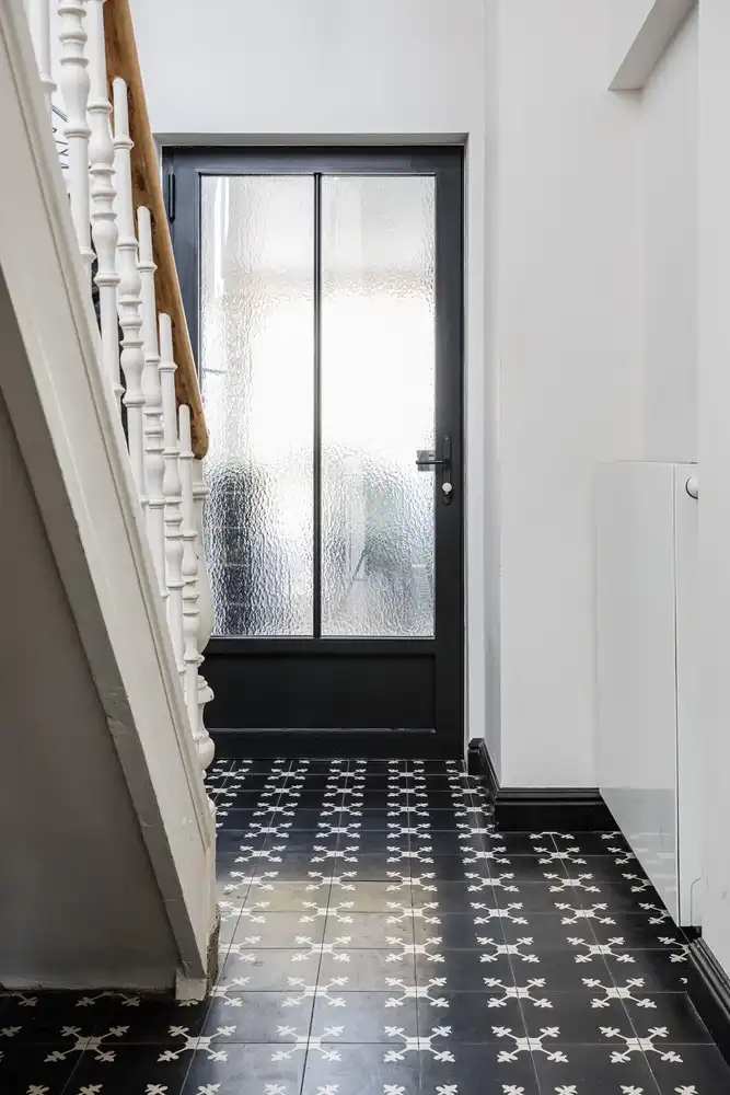 Buitengewoon royaal herenhuis centrum Gent met verwarmd buitenzwembad. foto 17